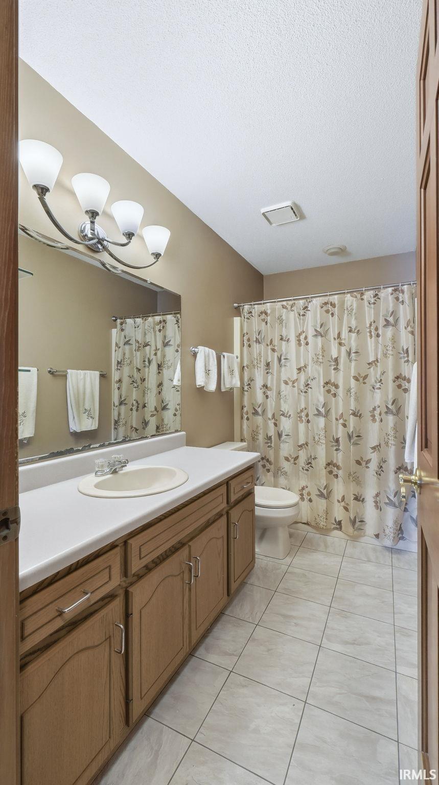 Photo 19 of 2101 White Plains Court