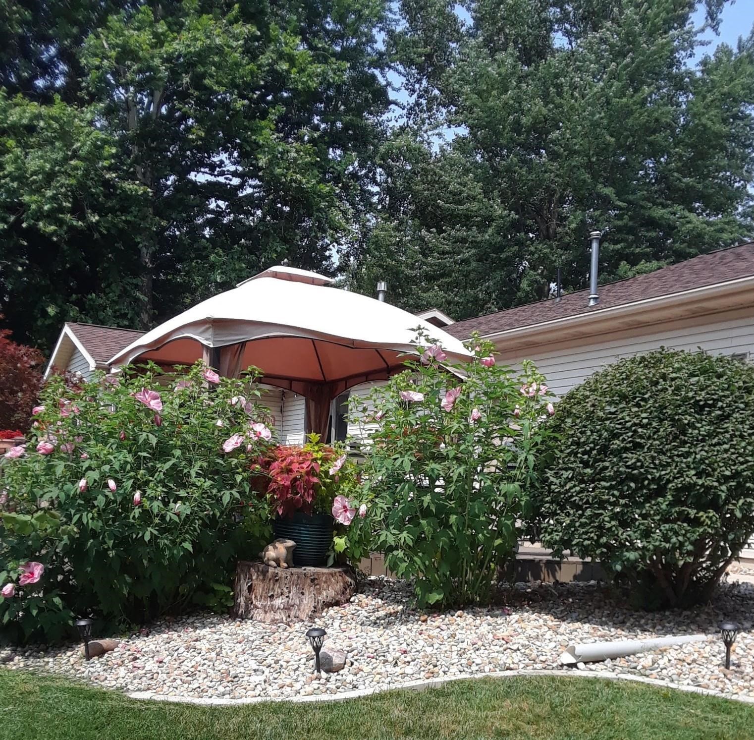 Enjoy the summer days on the deck under the gazebo