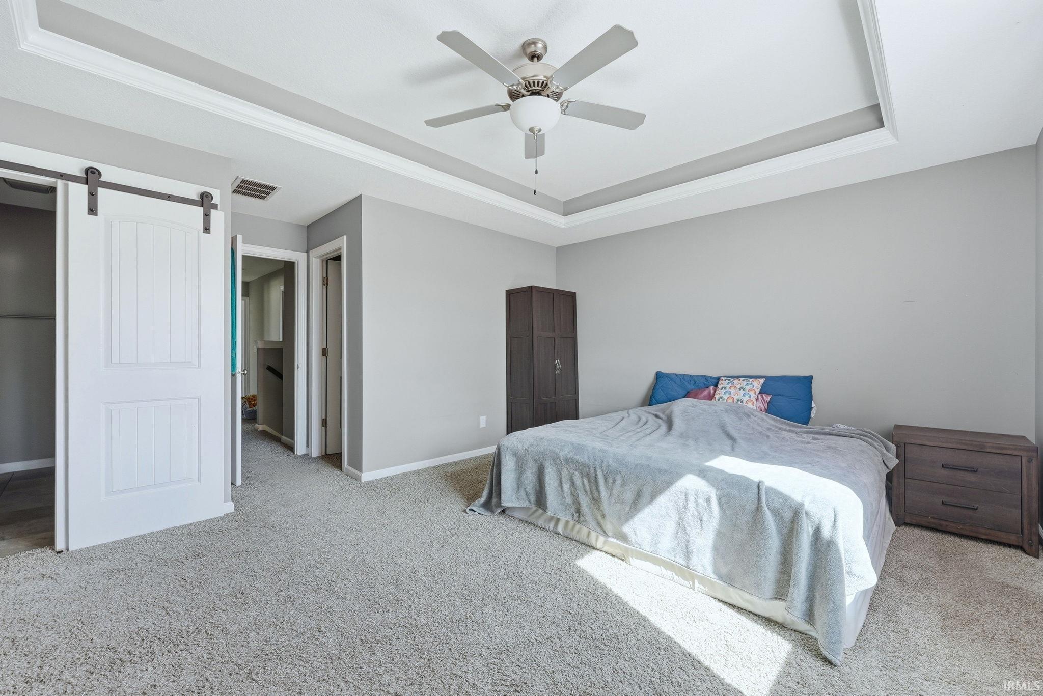 Photo 13 of 2085 Lindenwood Avenue