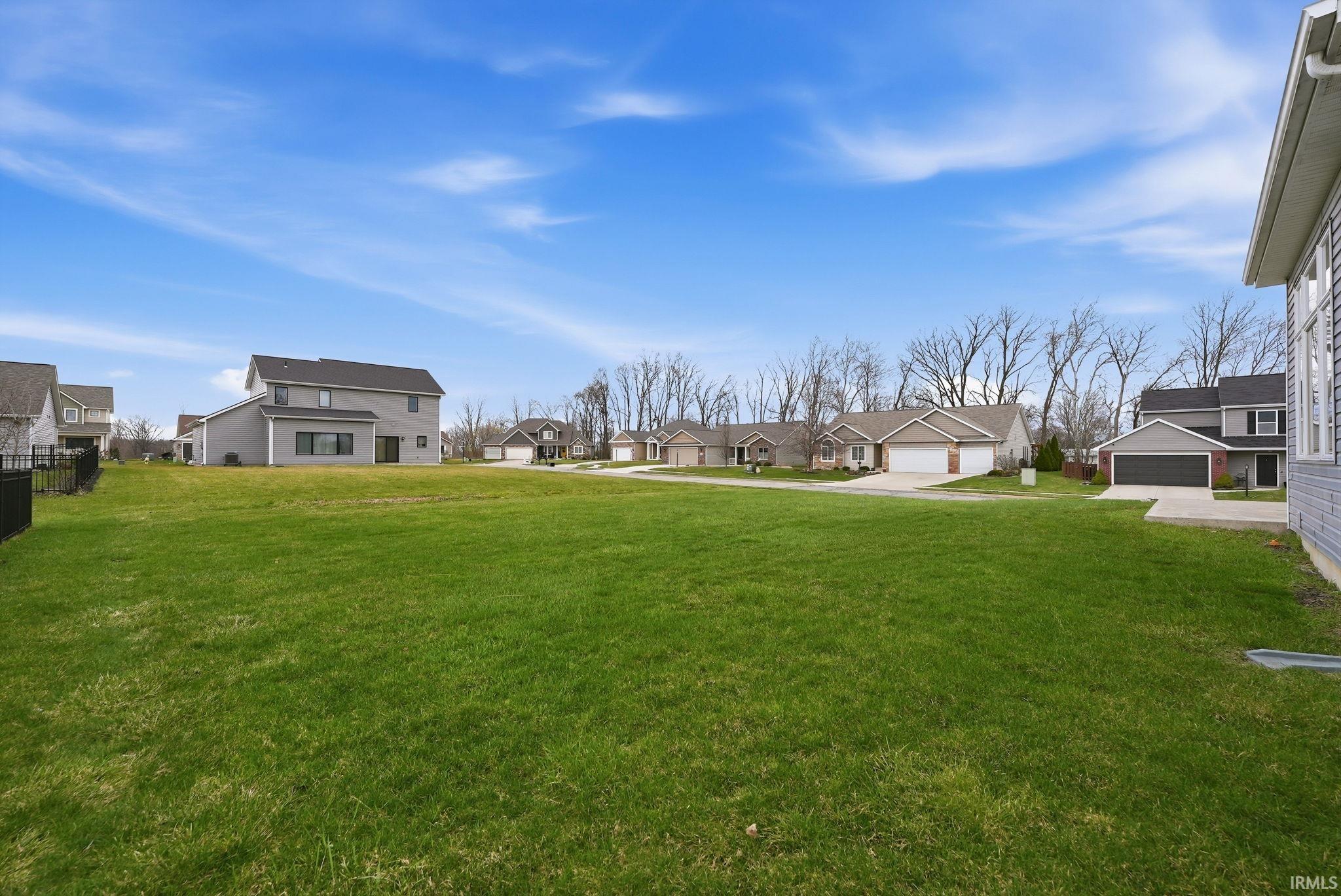 Photo 24 of 2085 Lindenwood Avenue