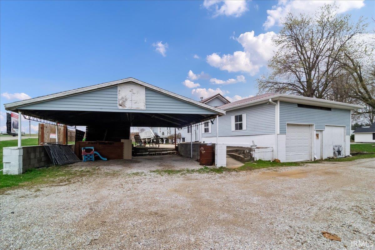 Homes for sale in Fort Branch, IN | 907 E Locust St, Fort Branch, IN 47648 | MLS# 202608860