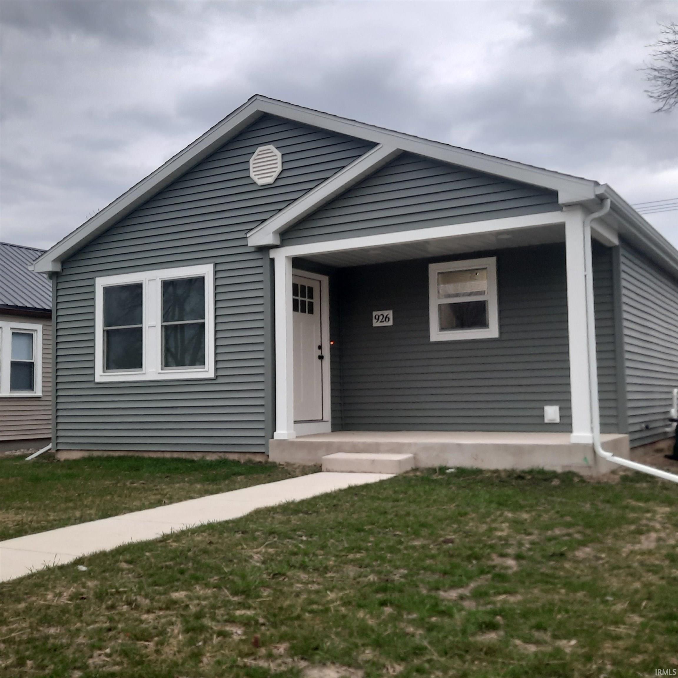 Homes for sale in Mishawaka, IN | 926 Burdette St, Mishawaka, IN 46544 | MLS# 202608980