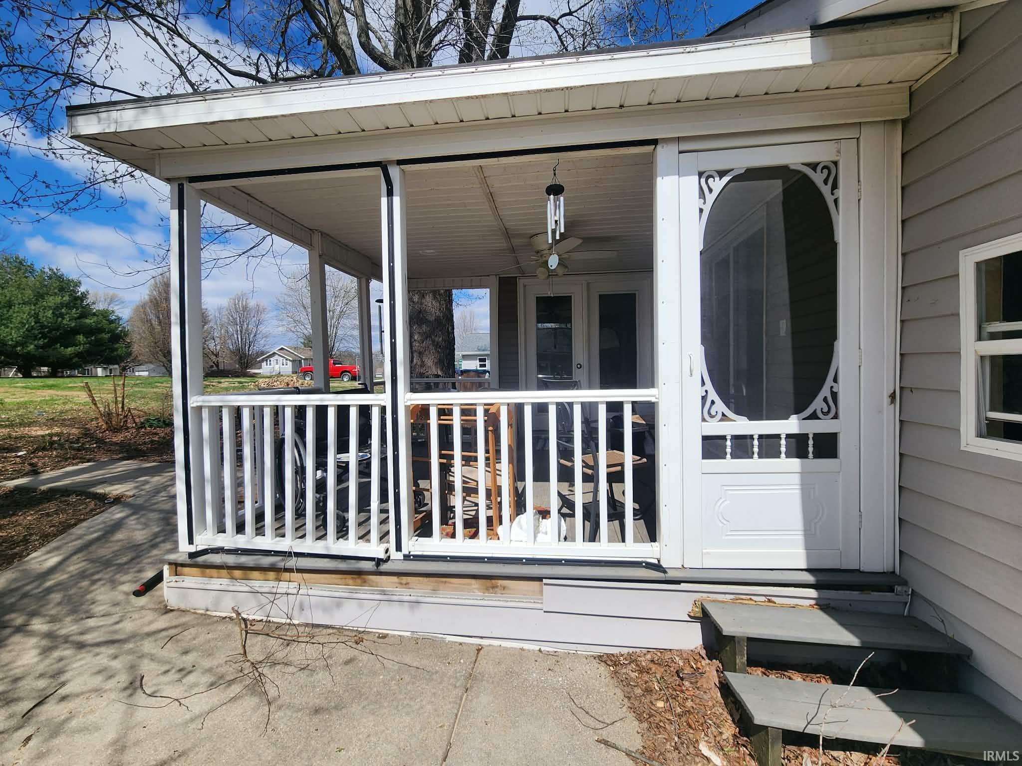 Homes for sale in Oakland City, IN | 1913 S 1200 East Rd, Oakland City, IN 47660 | MLS# 202609012