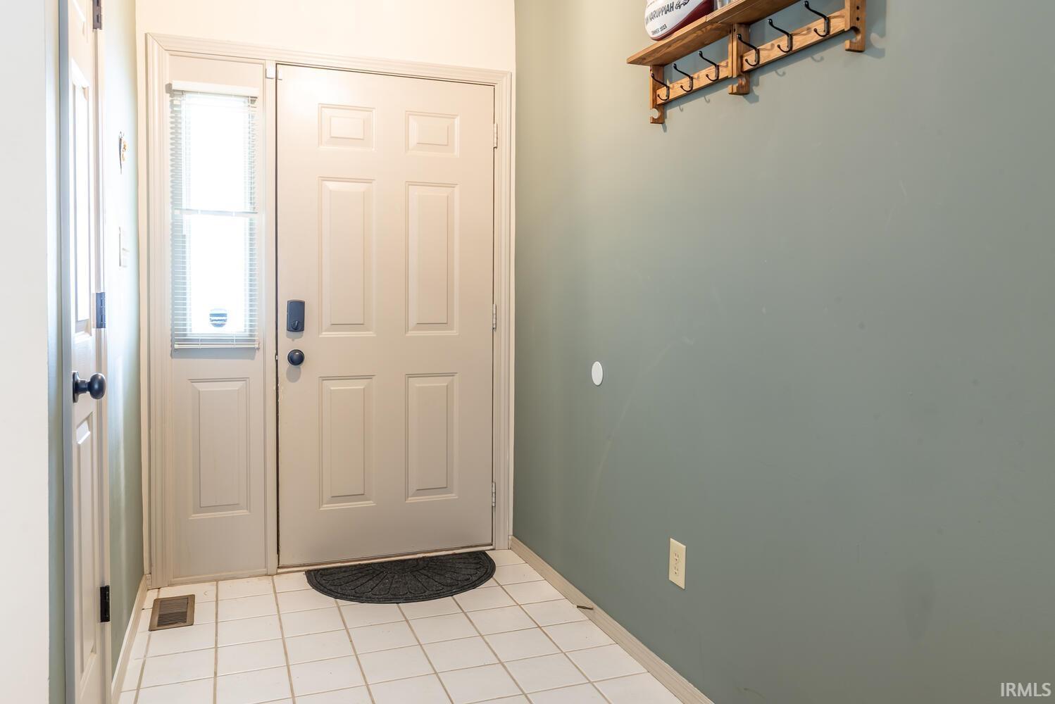 Homes for sale in Bloomington, IN | 2224 S Sweetbriar Cir, Bloomington, IN 47401 | MLS# 202609029