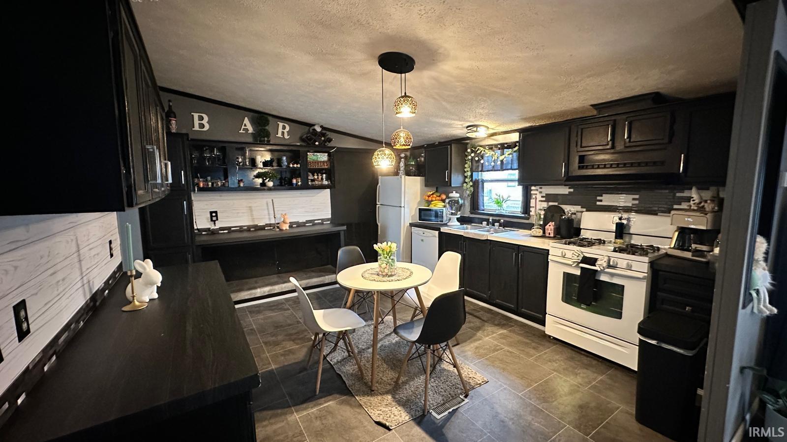 Photo 13 of 904 S 14Th Street