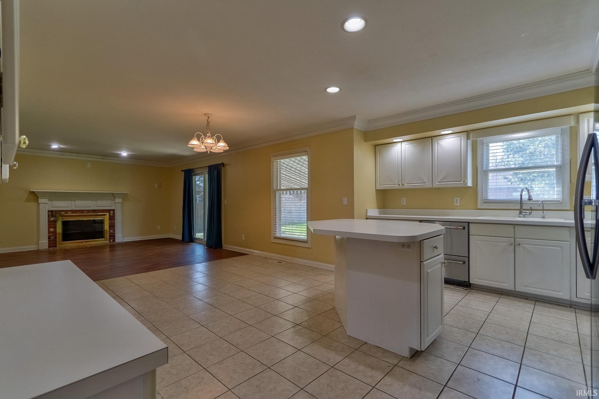 Homes for sale in Newburgh, IN | 4433 Foxmoor Dr, Newburgh, IN 47630 | MLS# 202609053