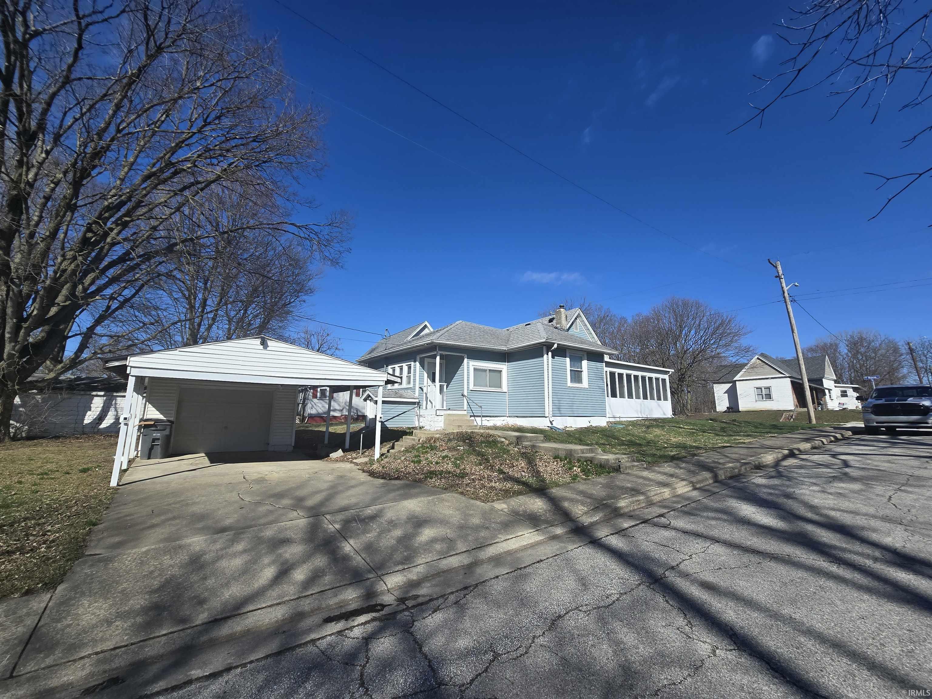 Homes for sale in Kokomo, IN | 935 E Monroe St, Kokomo, IN 46902 | MLS# 202609056