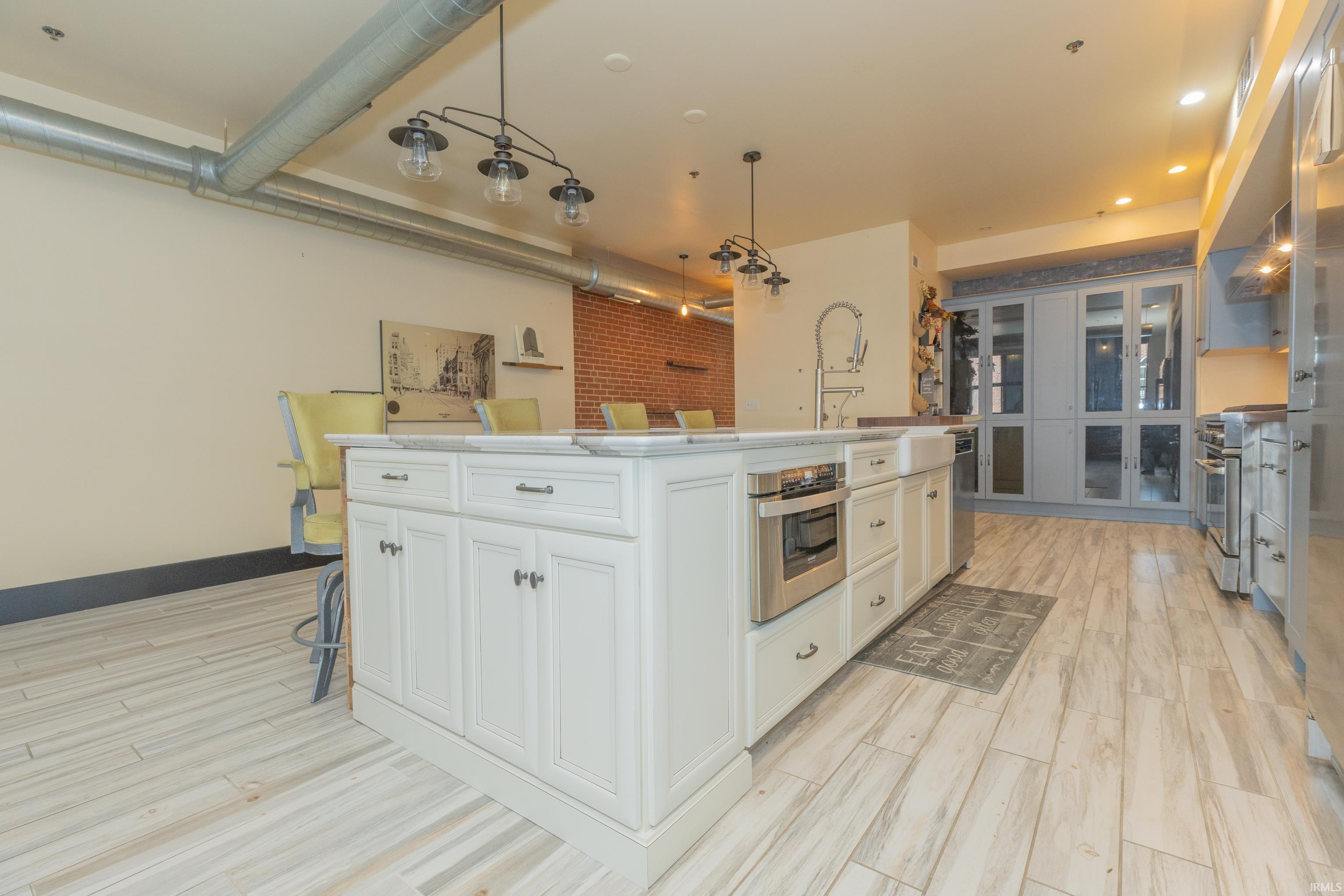 Homes for sale in Evansville, IN | 301 Main St #D, Evansville, IN 47708 | MLS# 202609077