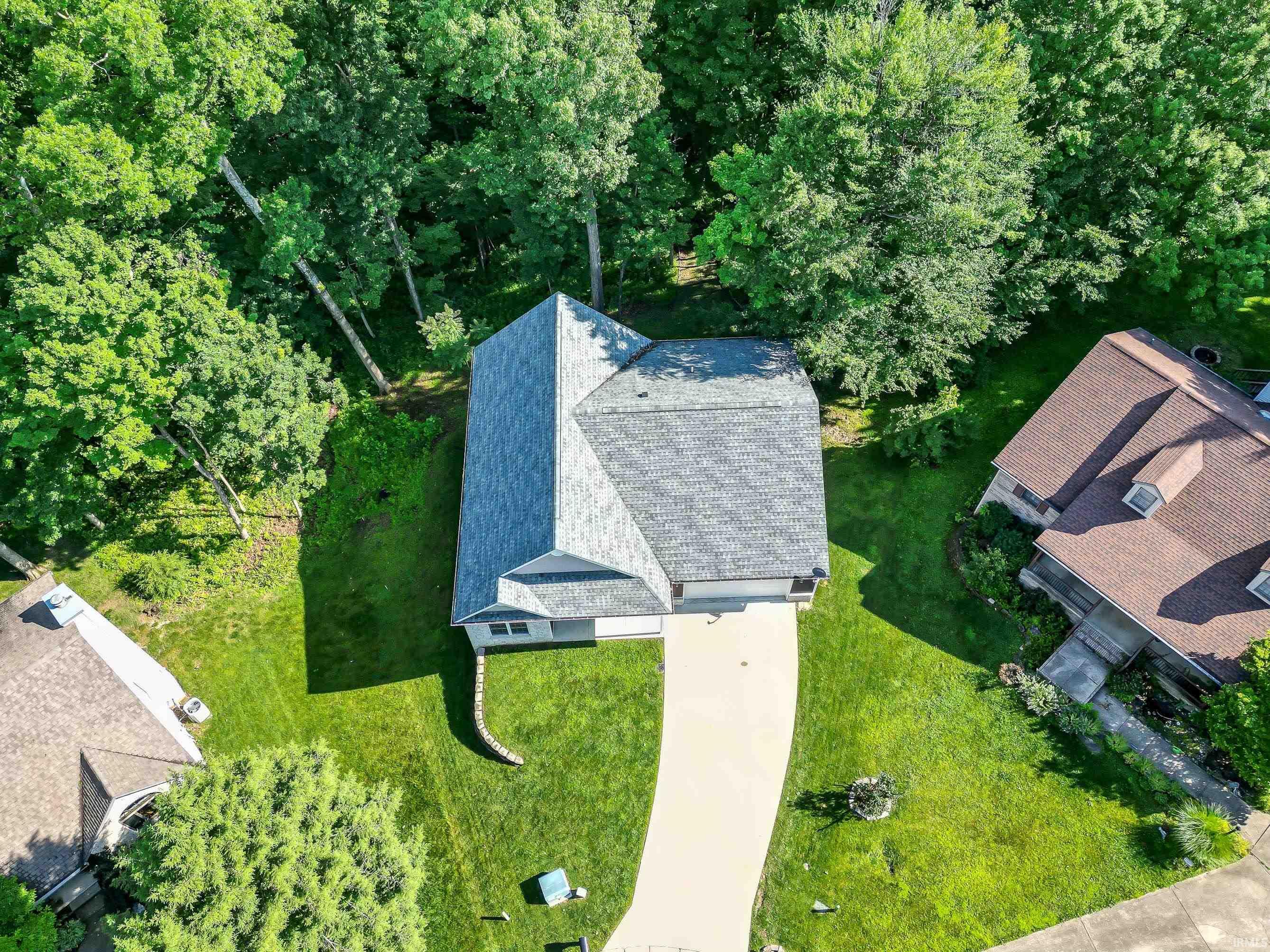 Homes for sale in Bloomington, IN | 5107 Weathers Ct, Bloomington, IN 47404 | MLS# 202609100