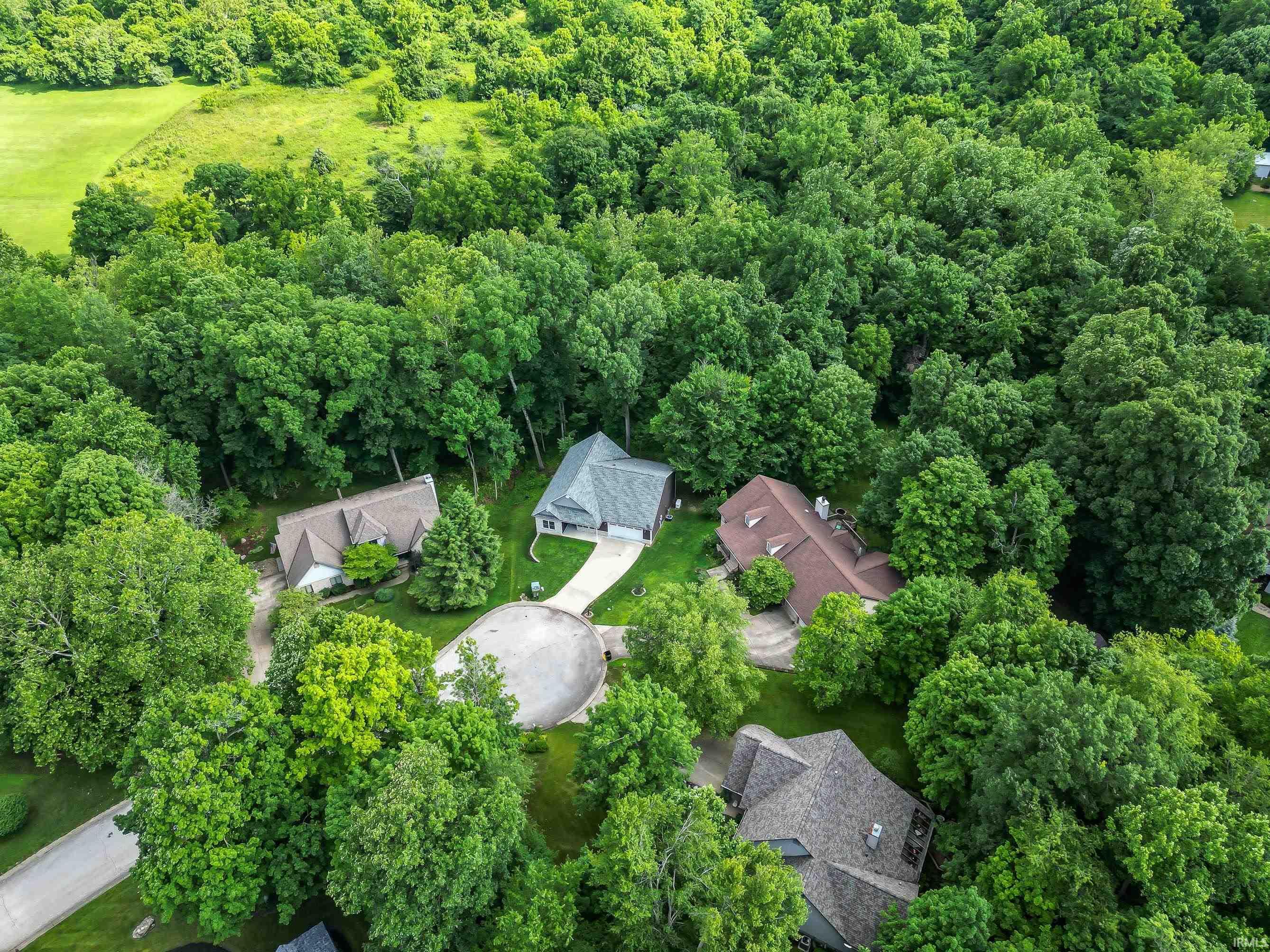 Homes for sale in Bloomington, IN | 5107 Weathers Ct, Bloomington, IN 47404 | MLS# 202609100