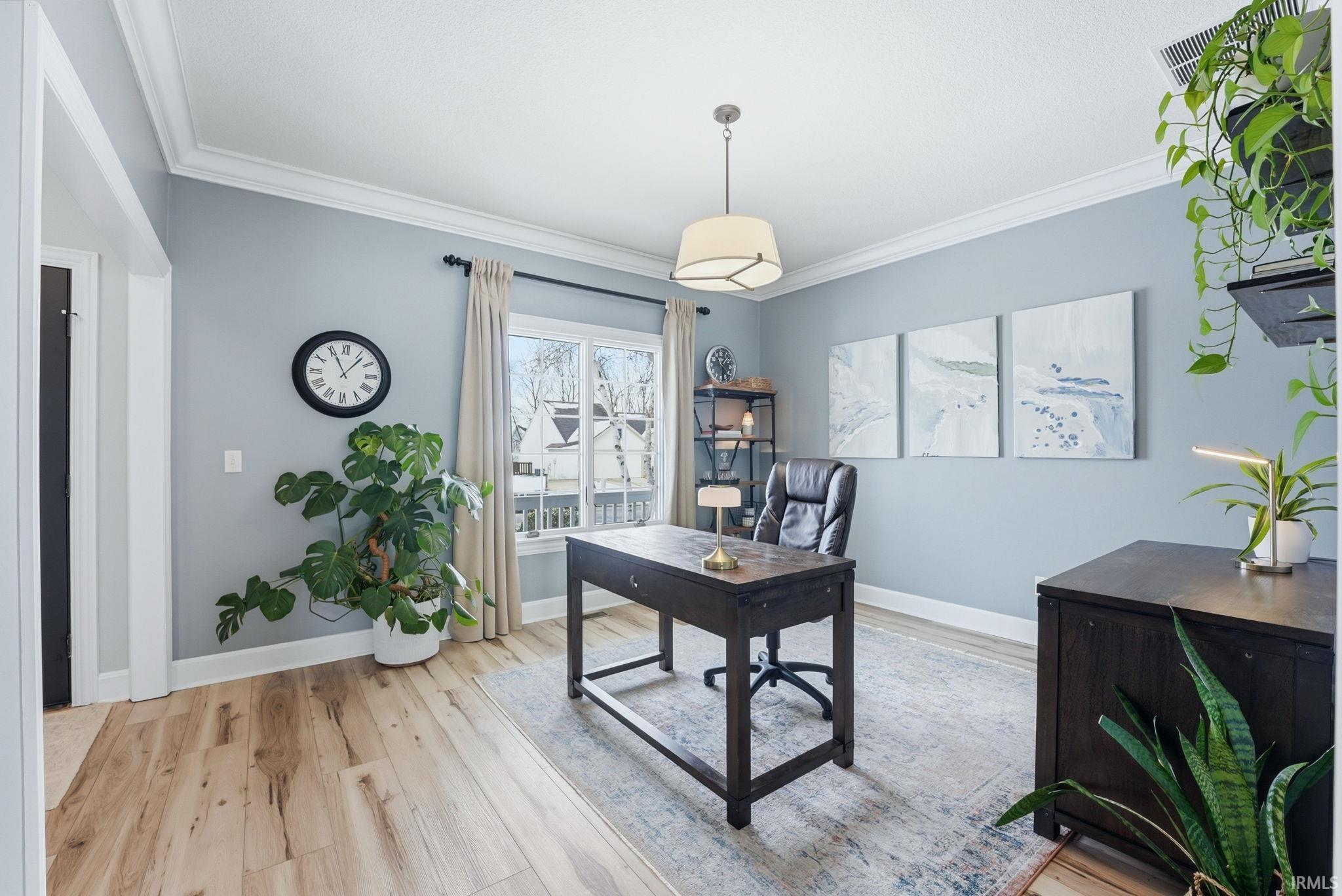 Photo 2 of 2142 Laurelwood Drive