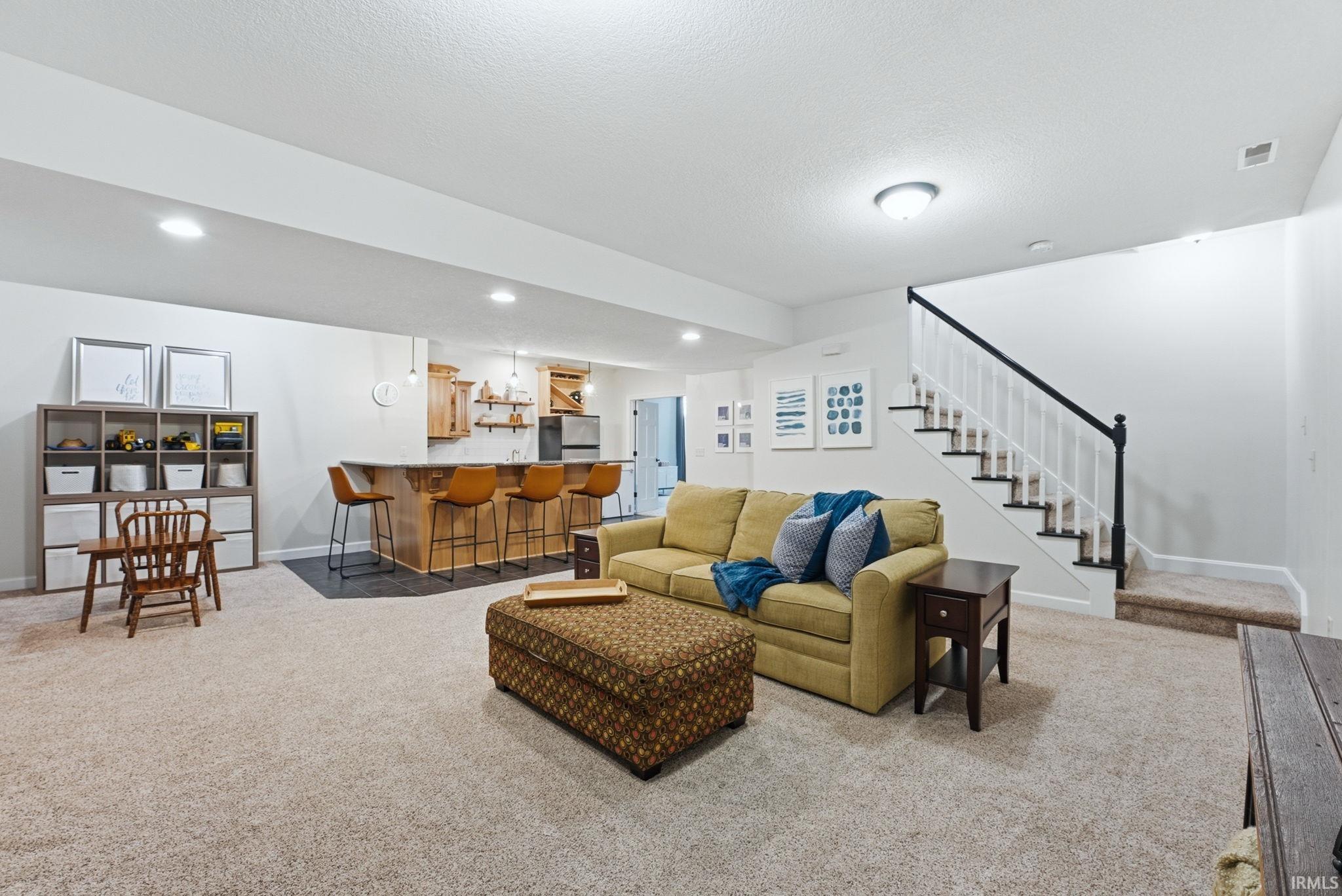 Photo 25 of 2142 Laurelwood Drive