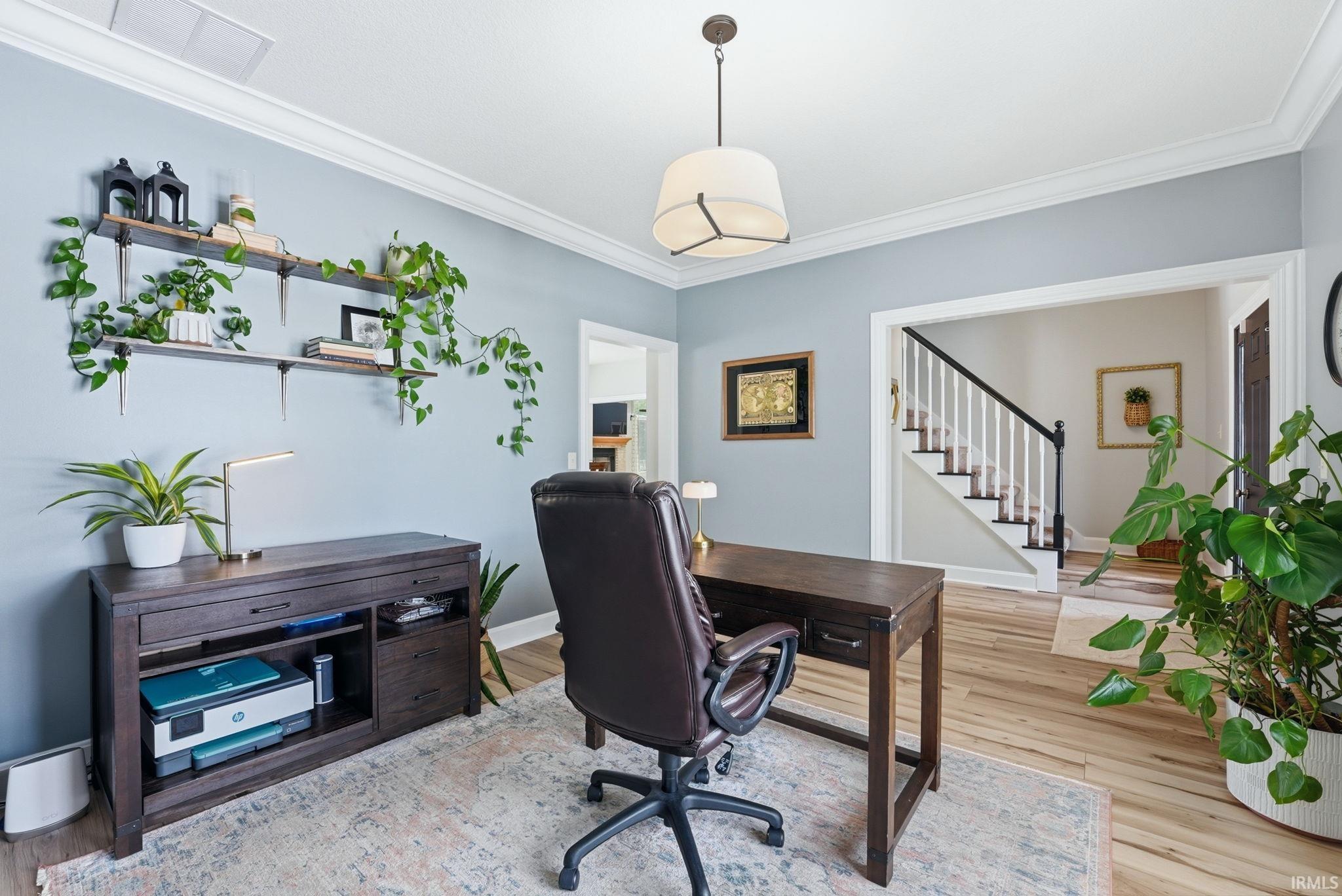 Photo 3 of 2142 Laurelwood Drive