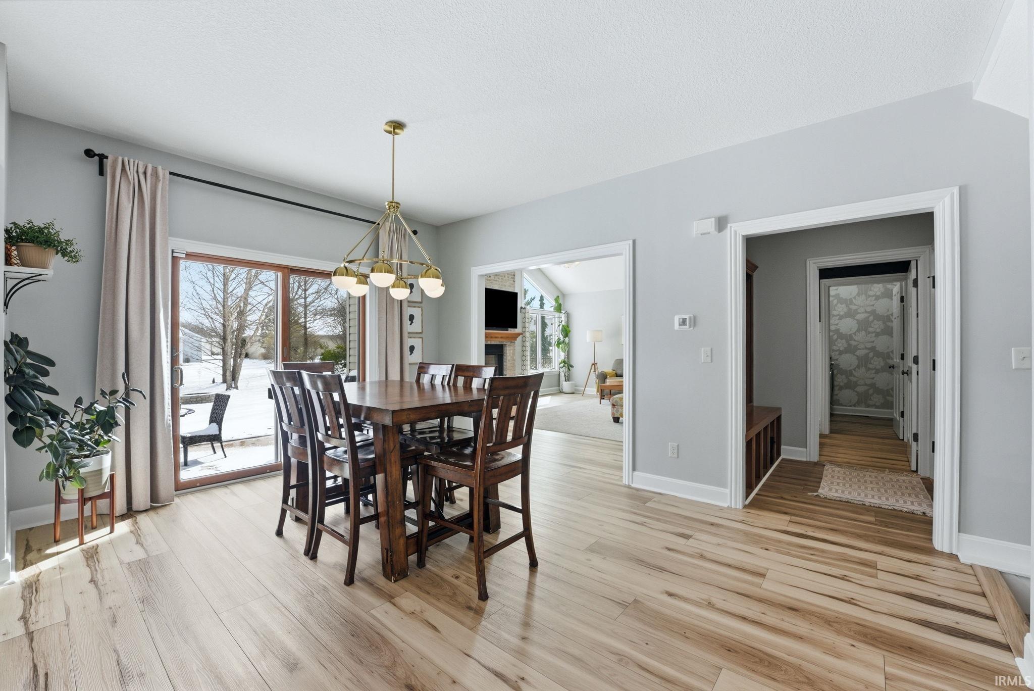 Photo 5 of 2142 Laurelwood Drive