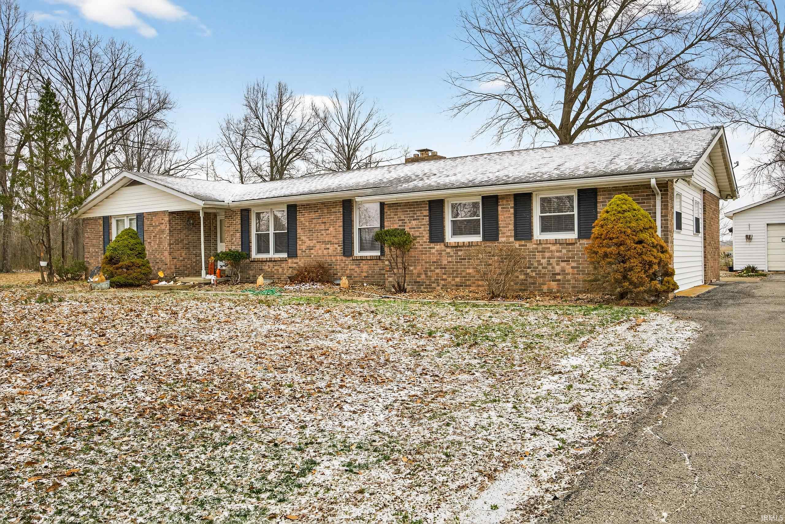 Homes for sale in Jasonville, IN | 5946 W Sr 48, Jasonville, IN 47438 | MLS# 202609148