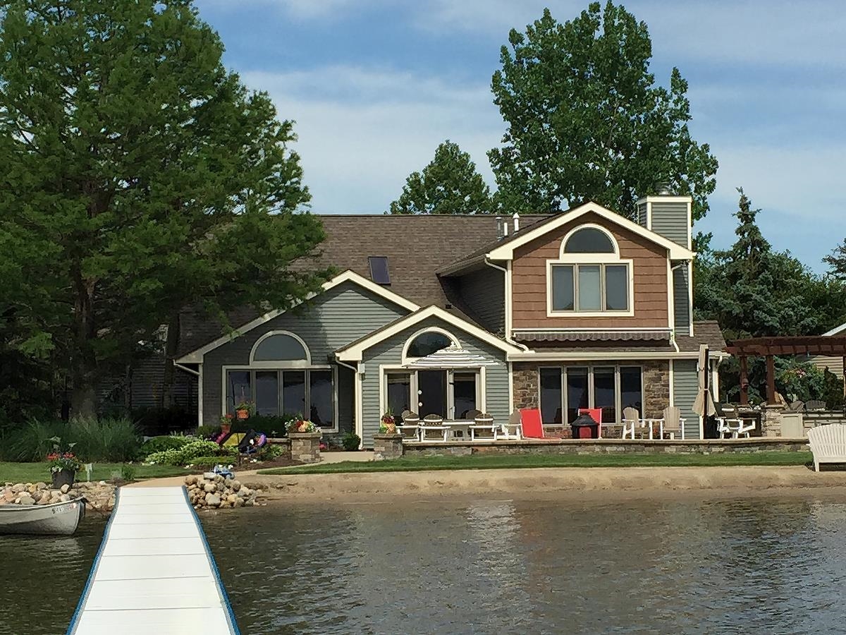 Homes for sale in Fremont, IN | 565 Lane 101 Lake Pleasant, Fremont, IN 46737 | MLS# 202609178