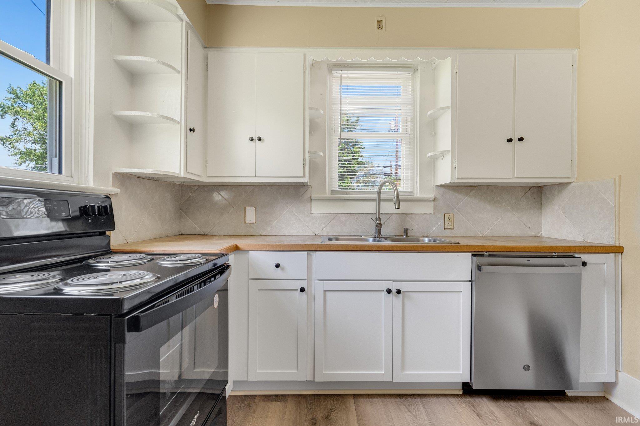 Photo 9 of 1302 Huestis Avenue