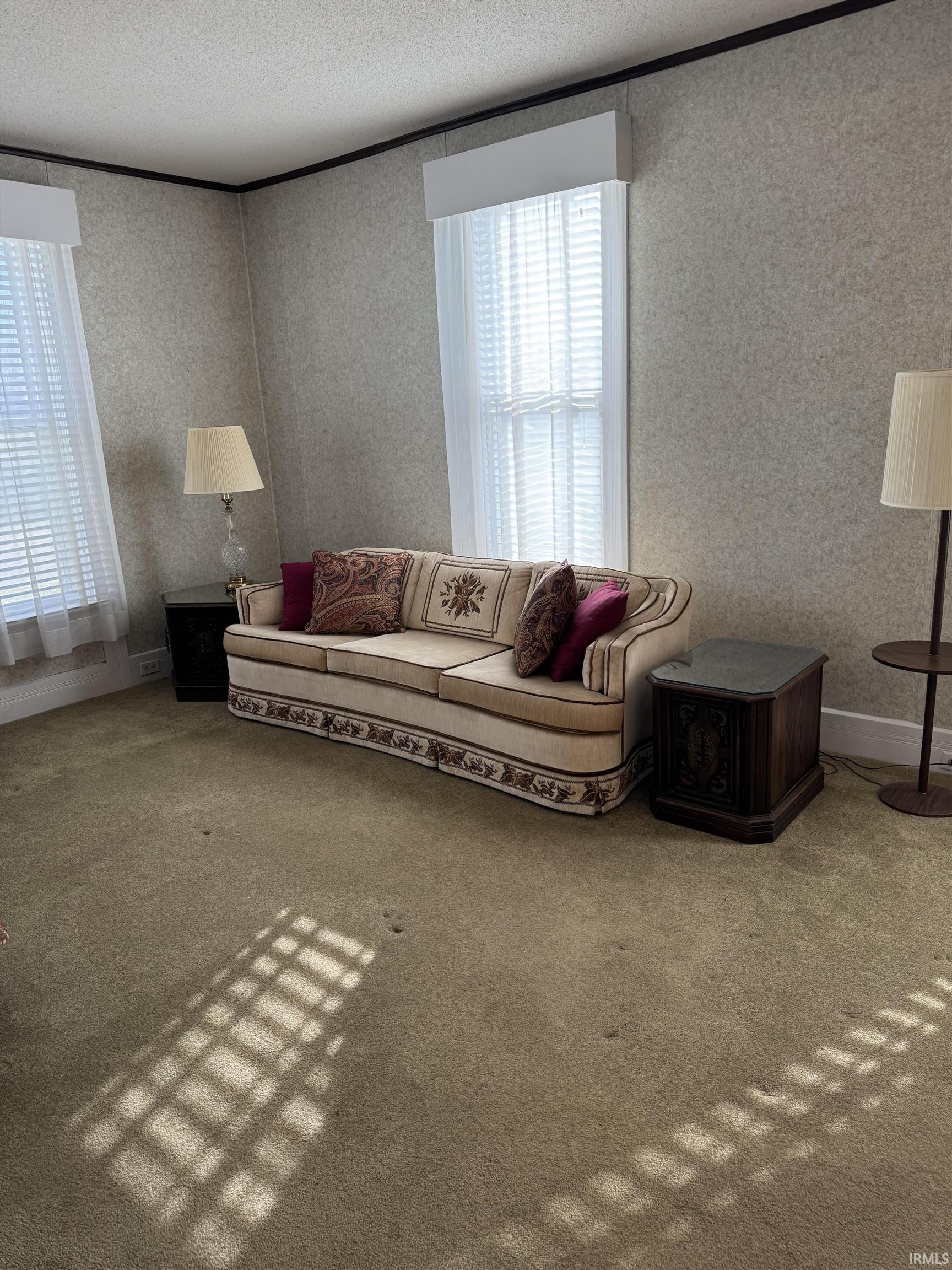 Photo 10 of 672 E Franklin Street