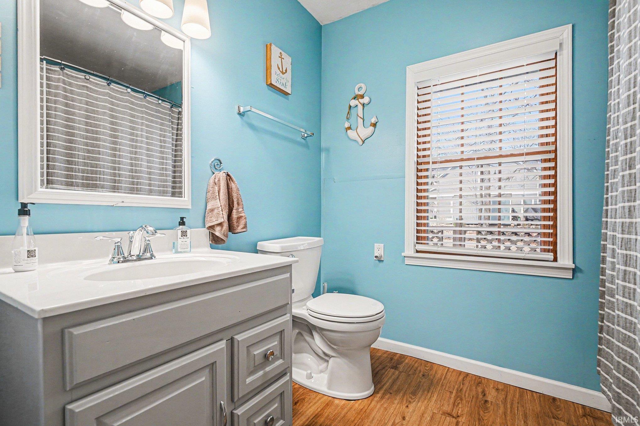 Photo 15 of 258 EMS T25 Lane