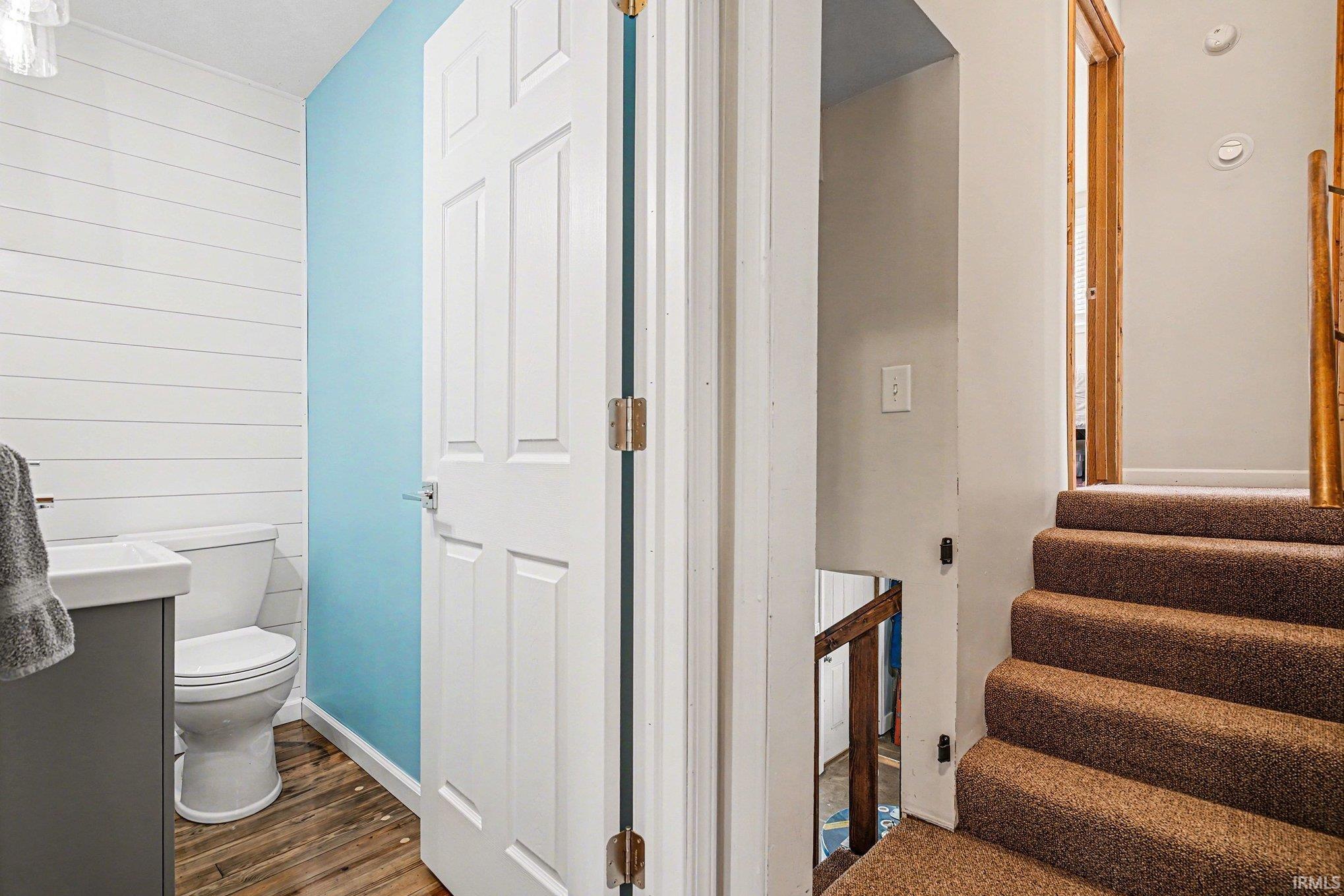 Photo 16 of 258 EMS T25 Lane