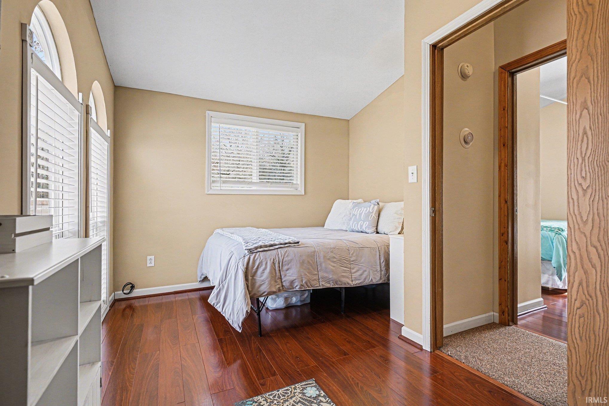 Photo 17 of 258 EMS T25 Lane