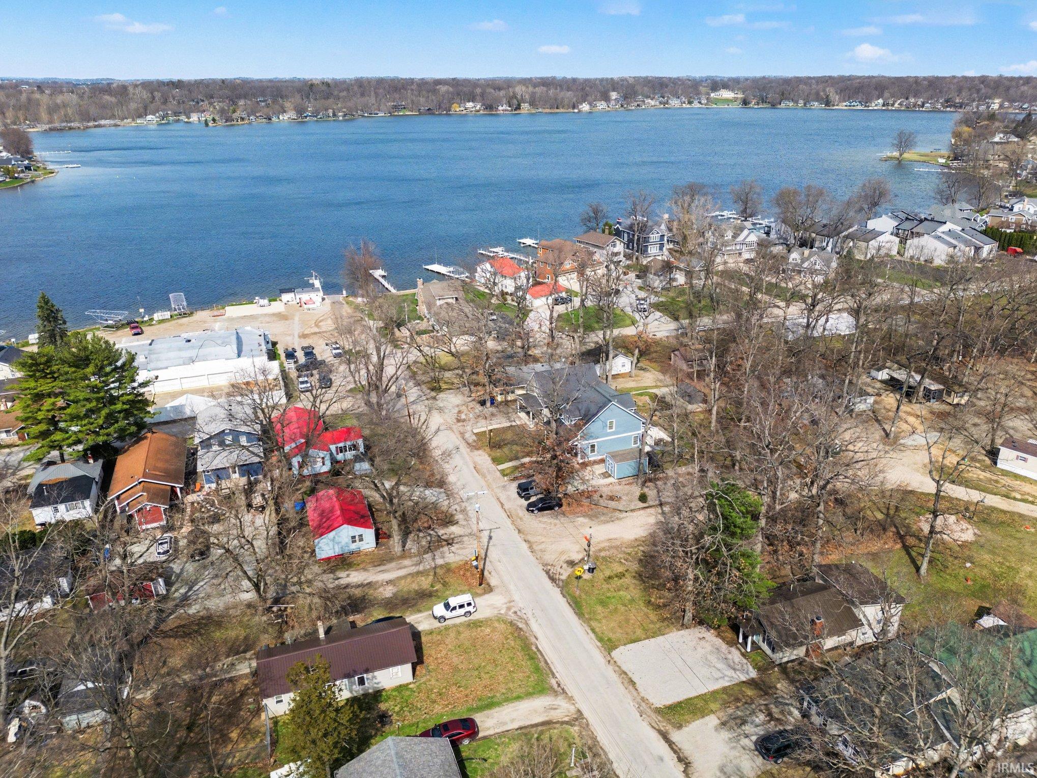 Photo 27 of 258 EMS T25 Lane