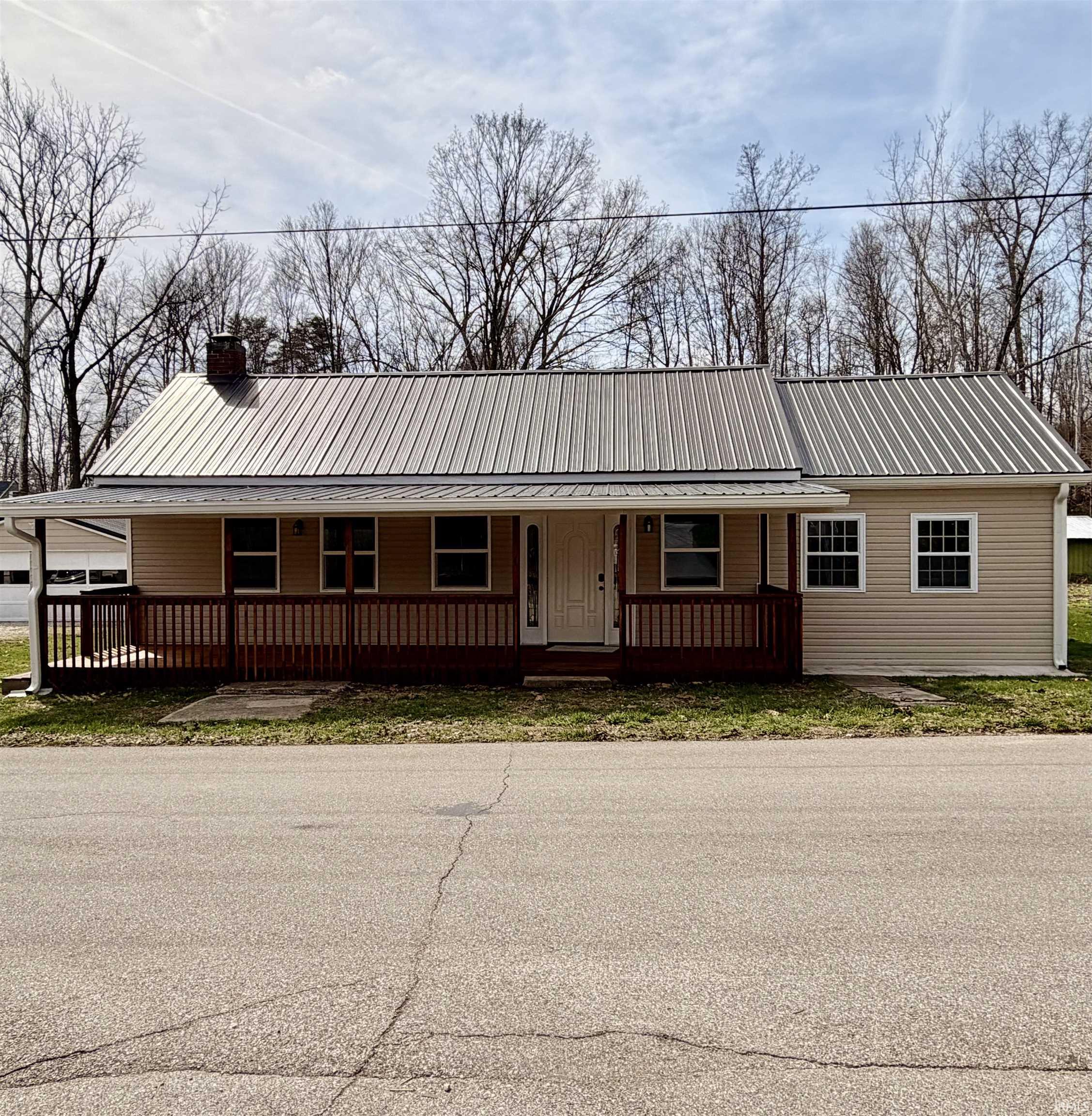 Homes for sale in Owensburg, IN | 11592 E Main St, Owensburg, IN 47453 | MLS# 202609455
