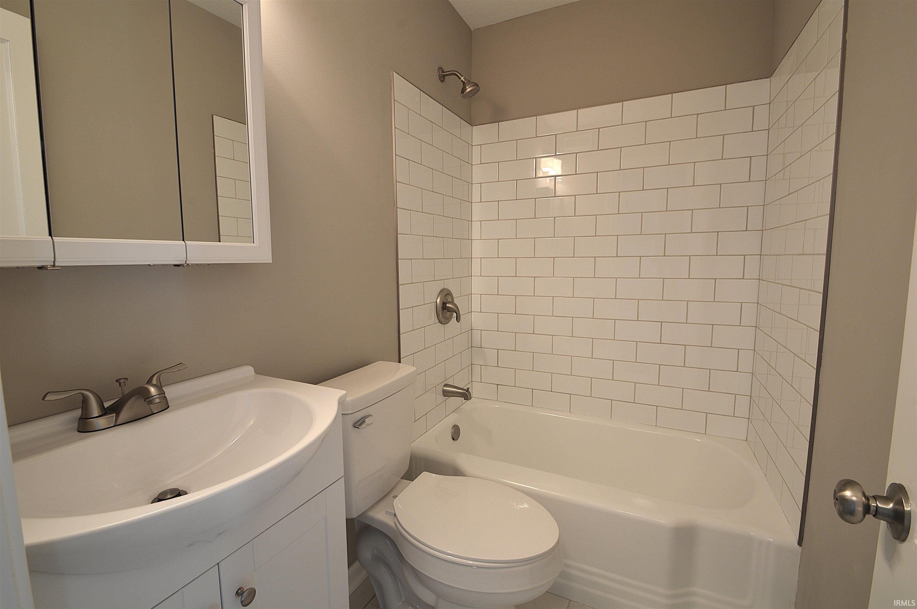 Photo 12 of 1304 Clara Avenue