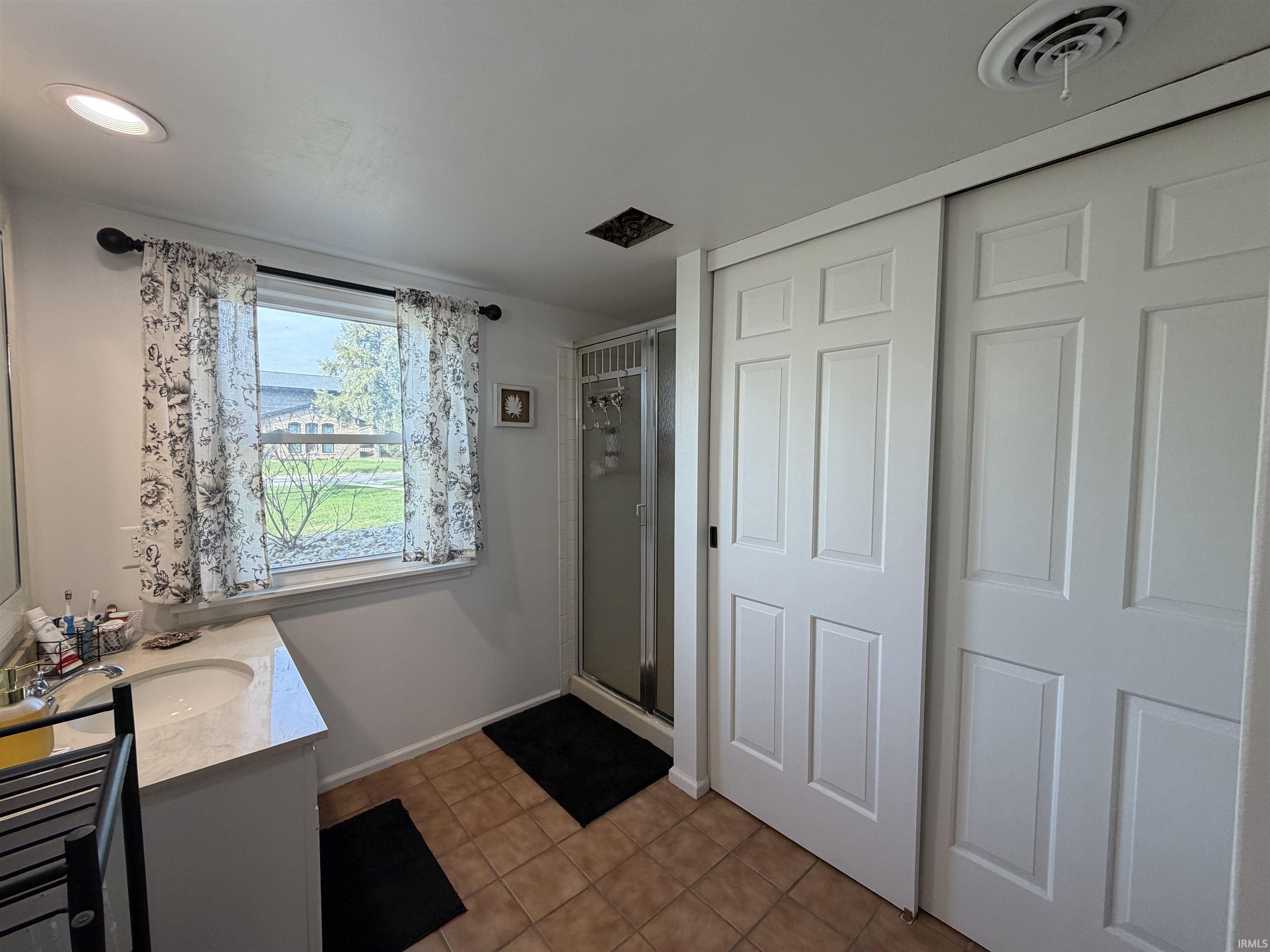 Photo 32 of 1834 Crabtree Lane