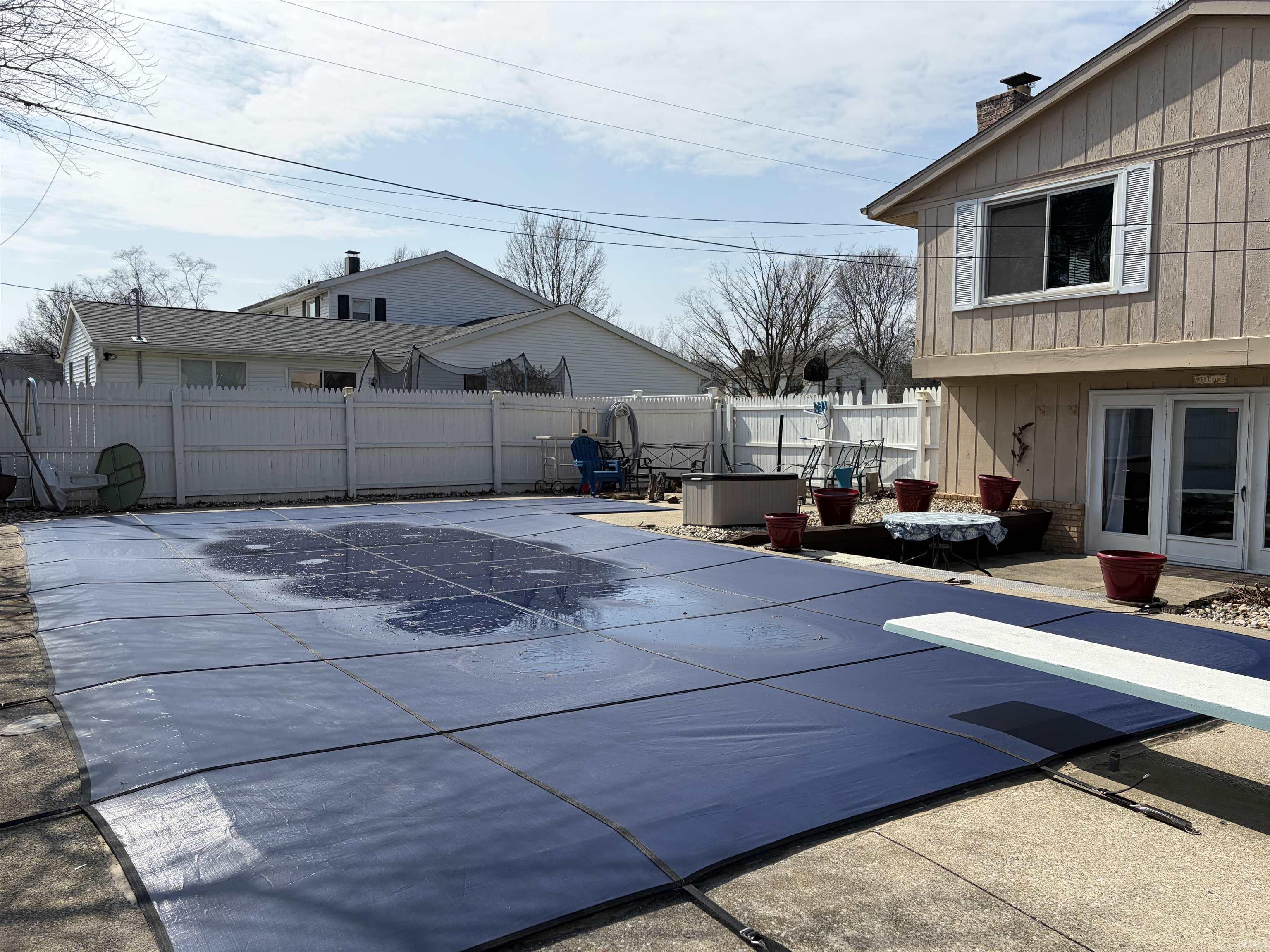 Photo 4 of 1834 Crabtree Lane