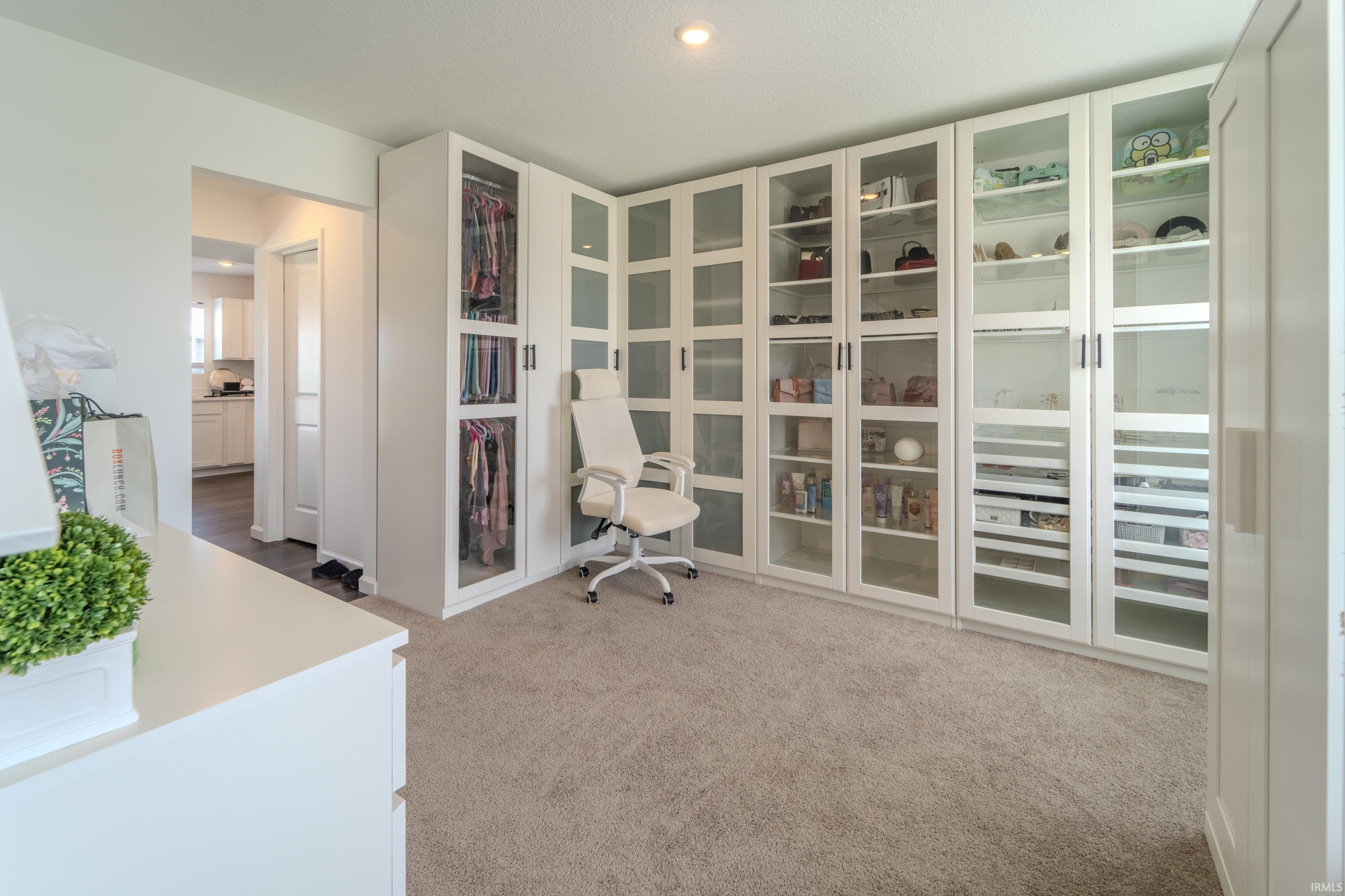 Photo 4 of 4701 Heathermoor Lane