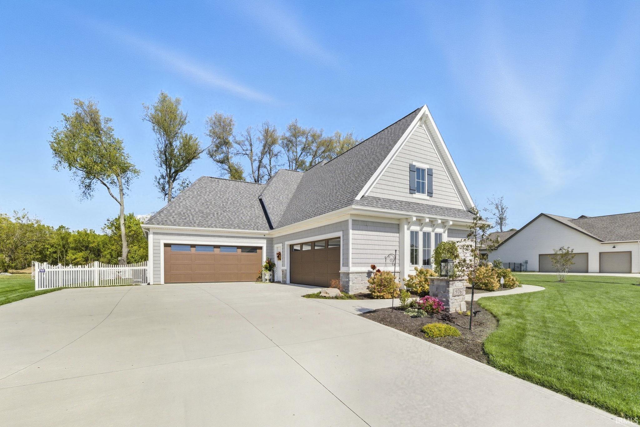 Photo 2 of 976 Cascata Trail