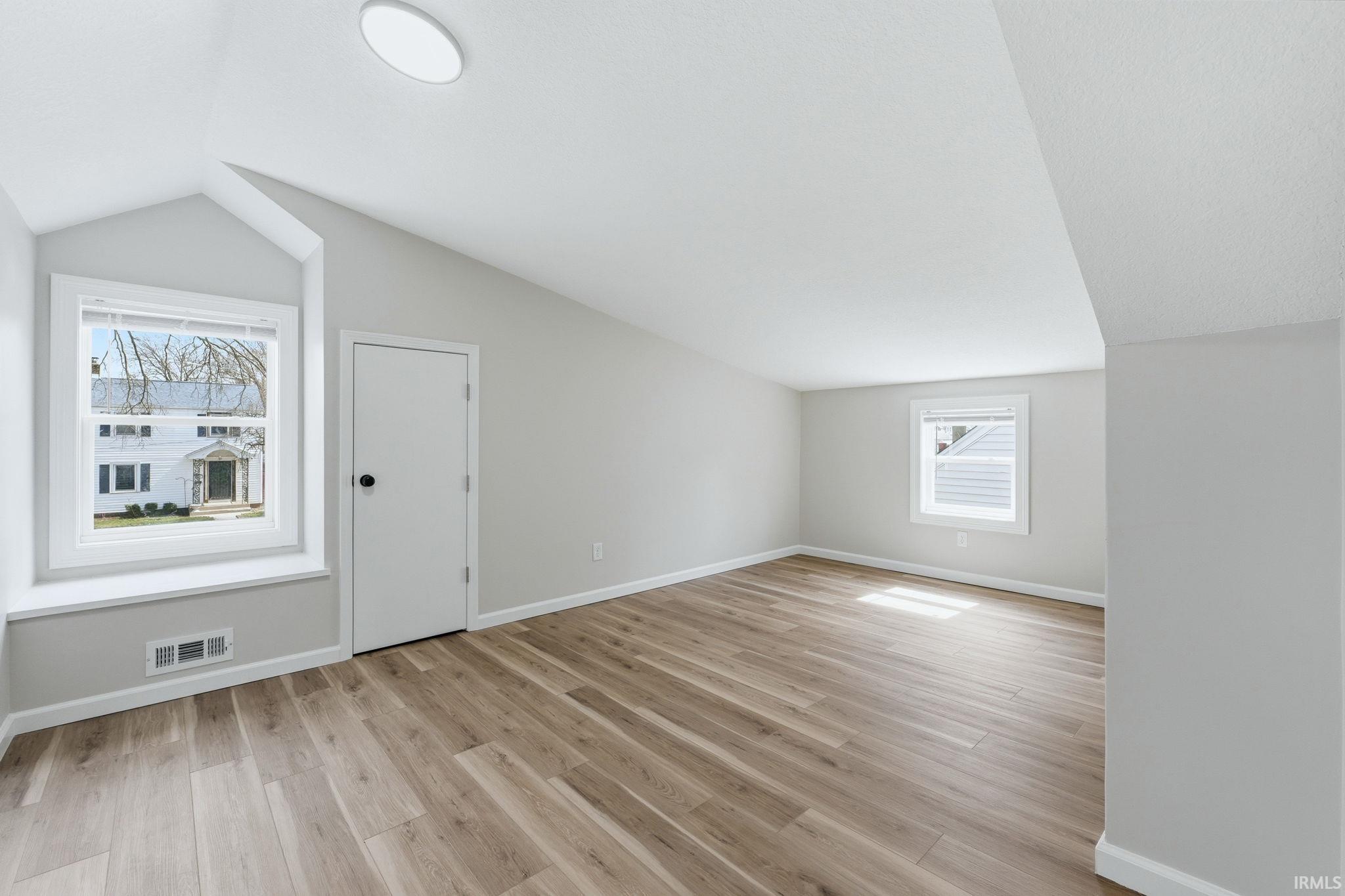 Photo 23 of 4018 S Park Drive