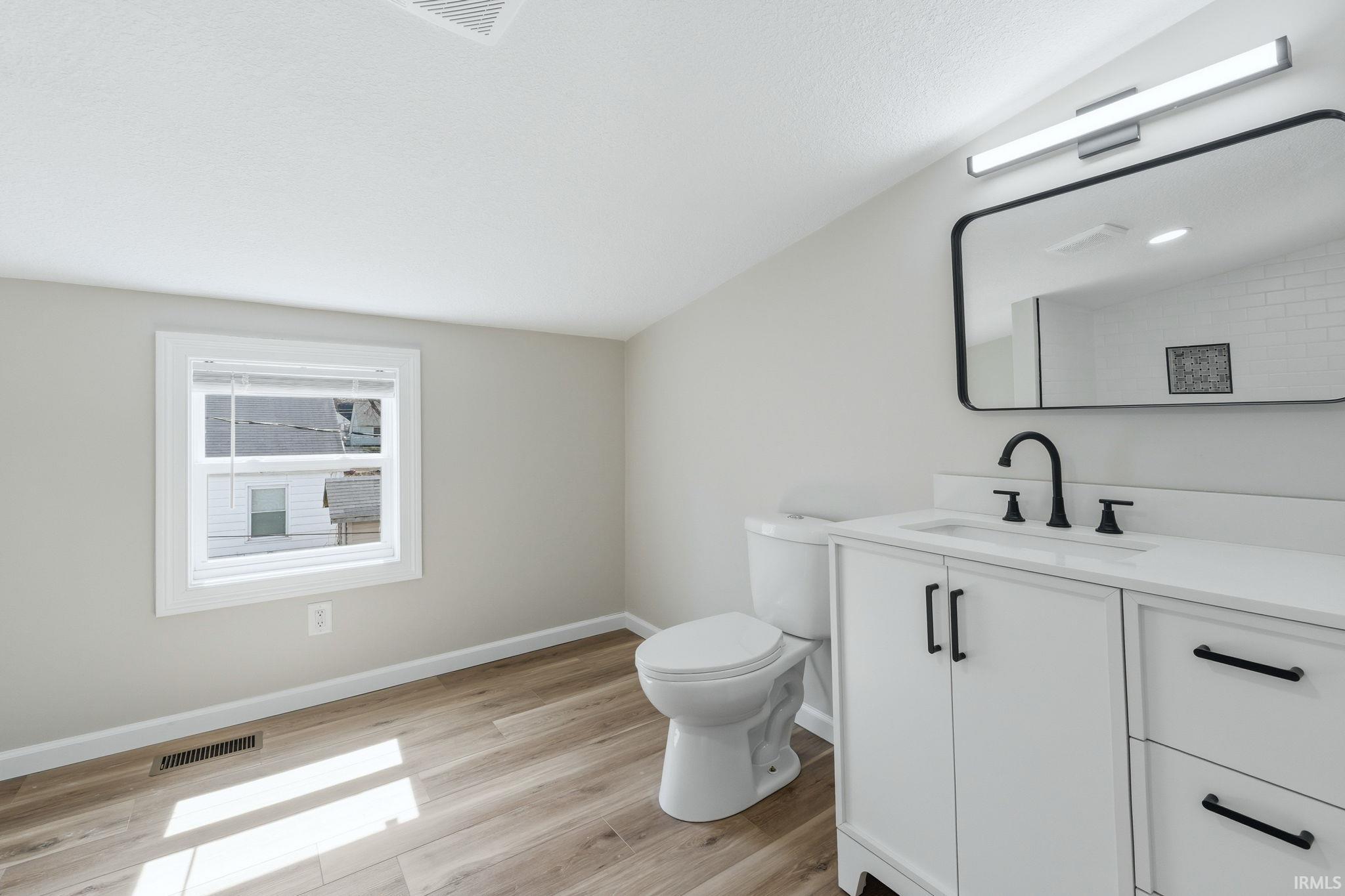 Photo 25 of 4018 S Park Drive