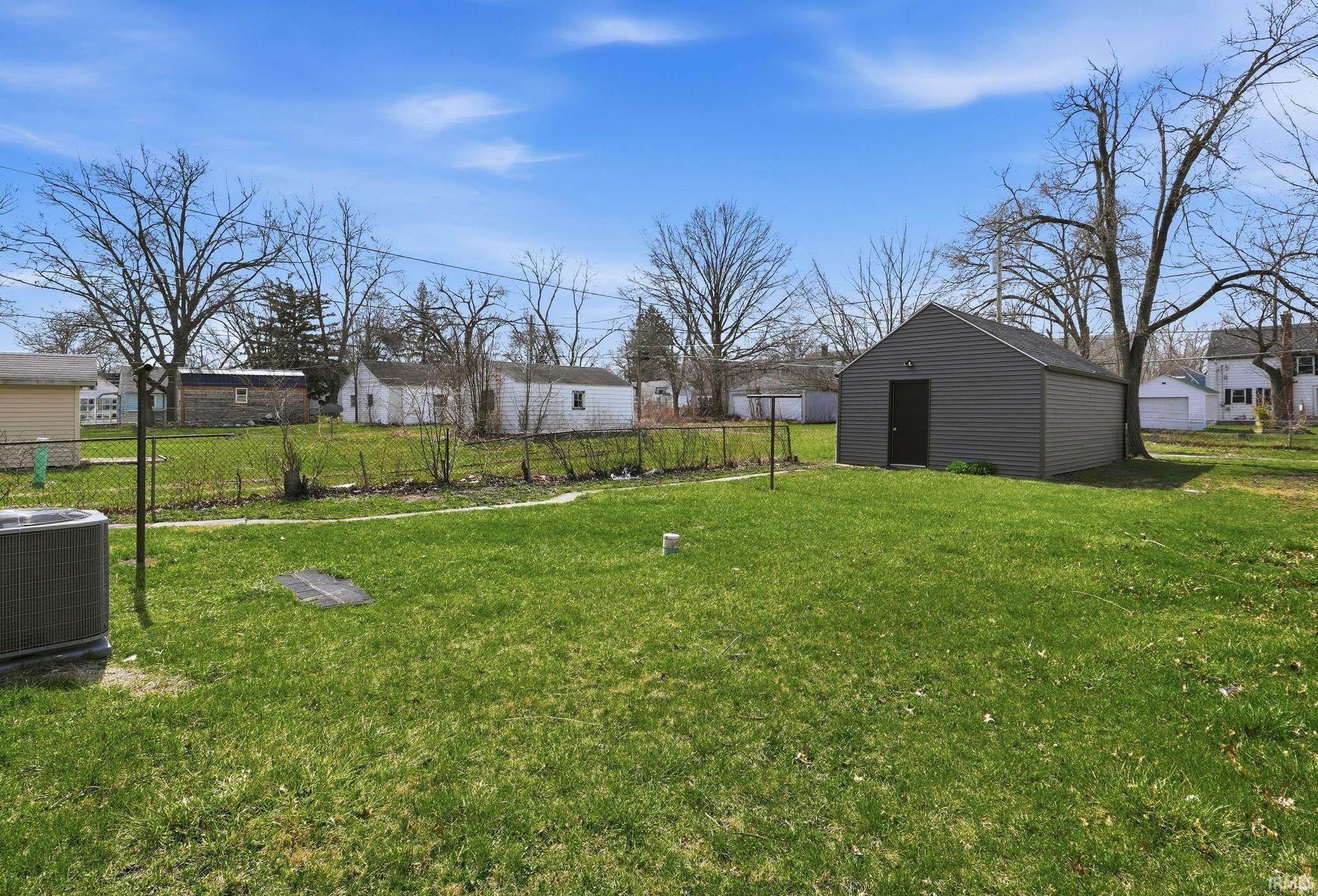 Photo 32 of 4018 S Park Drive