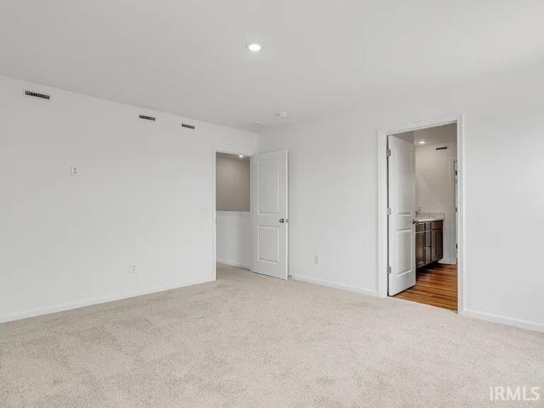 Photo 25 of 1401 Greencastle Drive