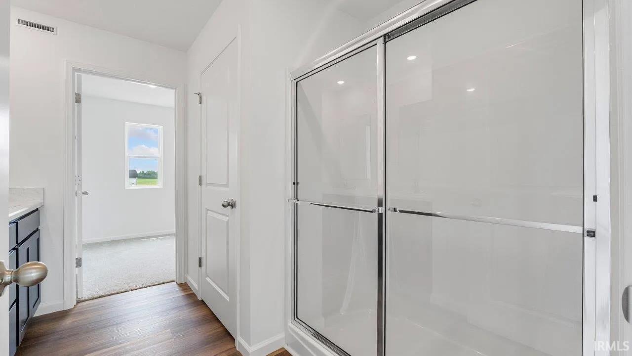 Photo 26 of 1401 Greencastle Drive