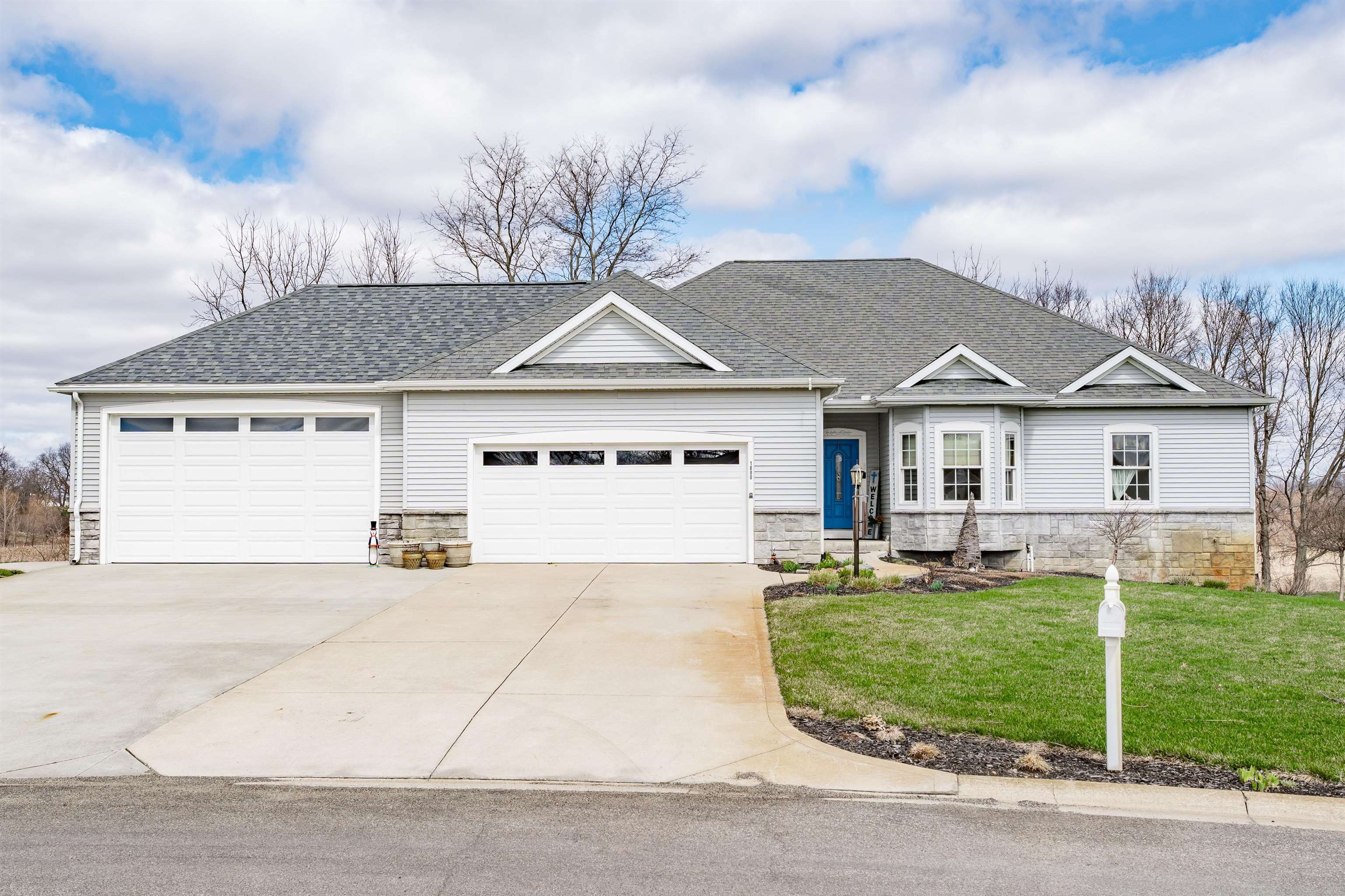 Photo 1 of 1880 E Ridge Valley Drive