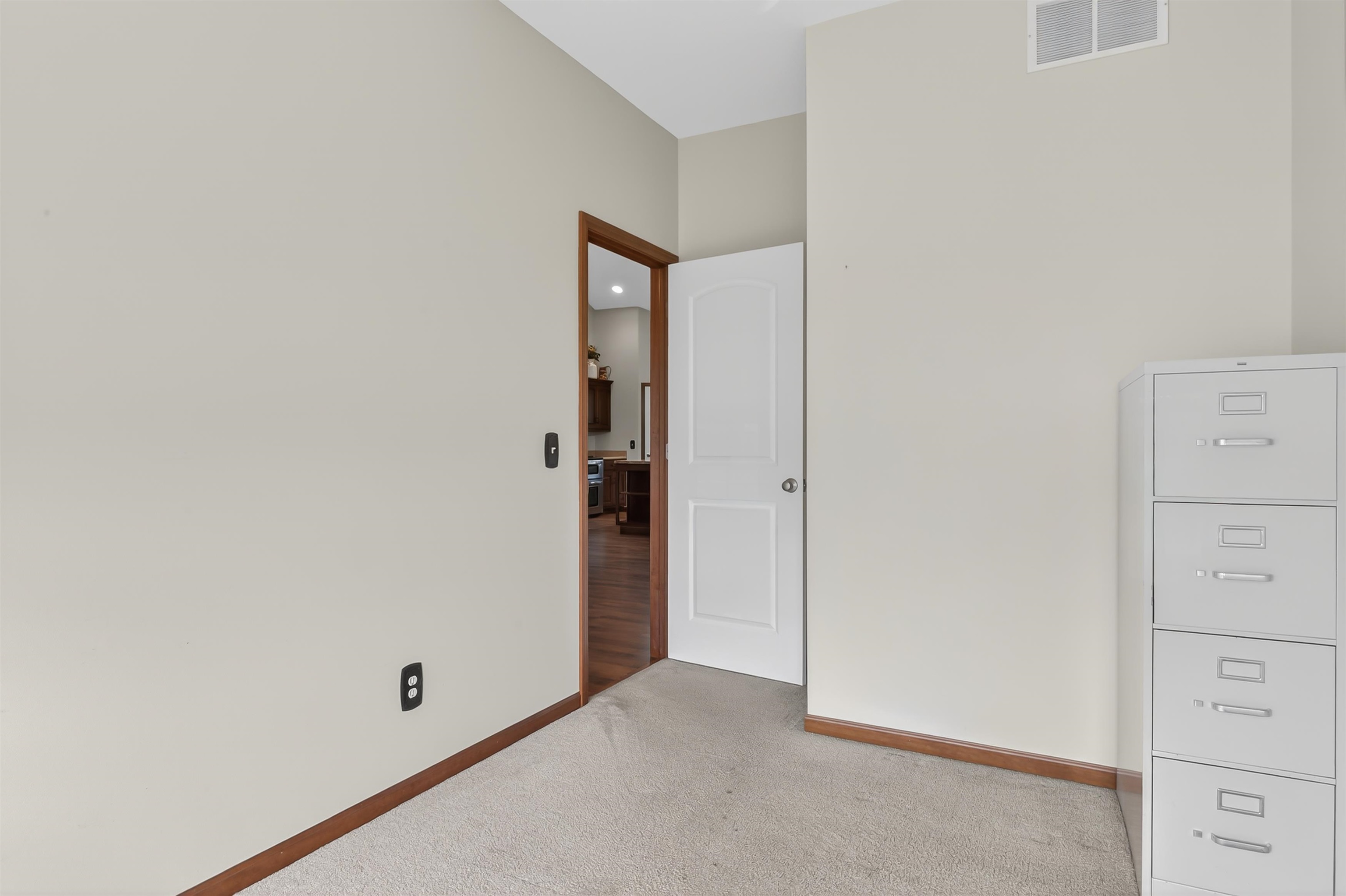 Photo 18 of 1880 E Ridge Valley Drive