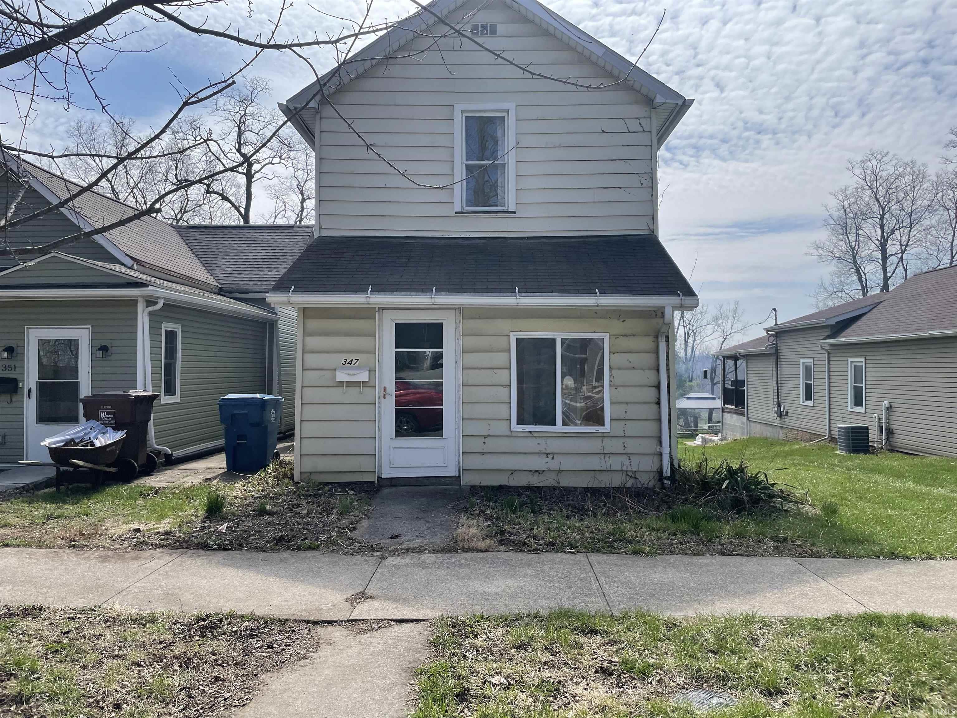 Photo 0 of 347 E Main Street