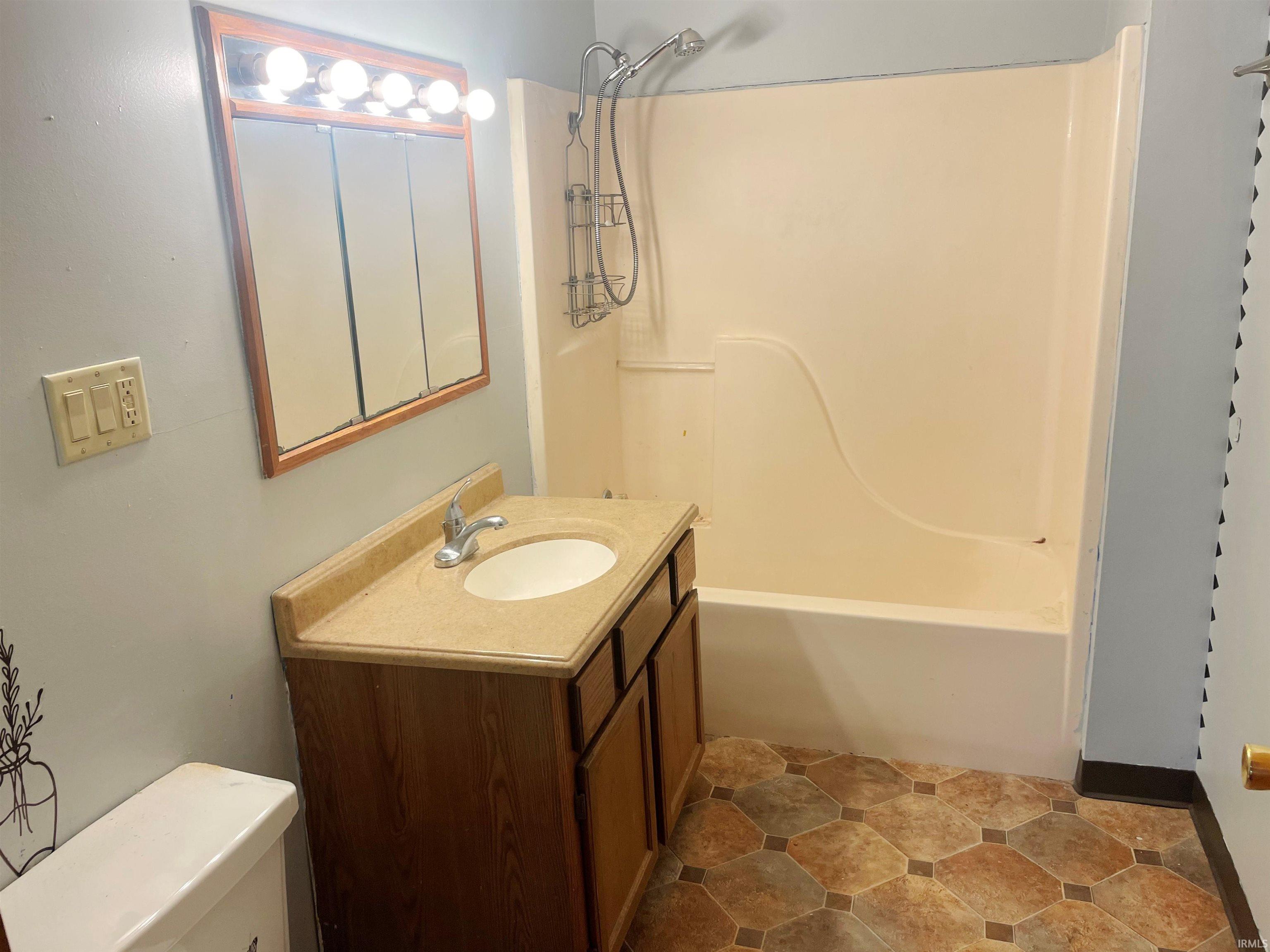 Photo 3 of 347 E Main Street