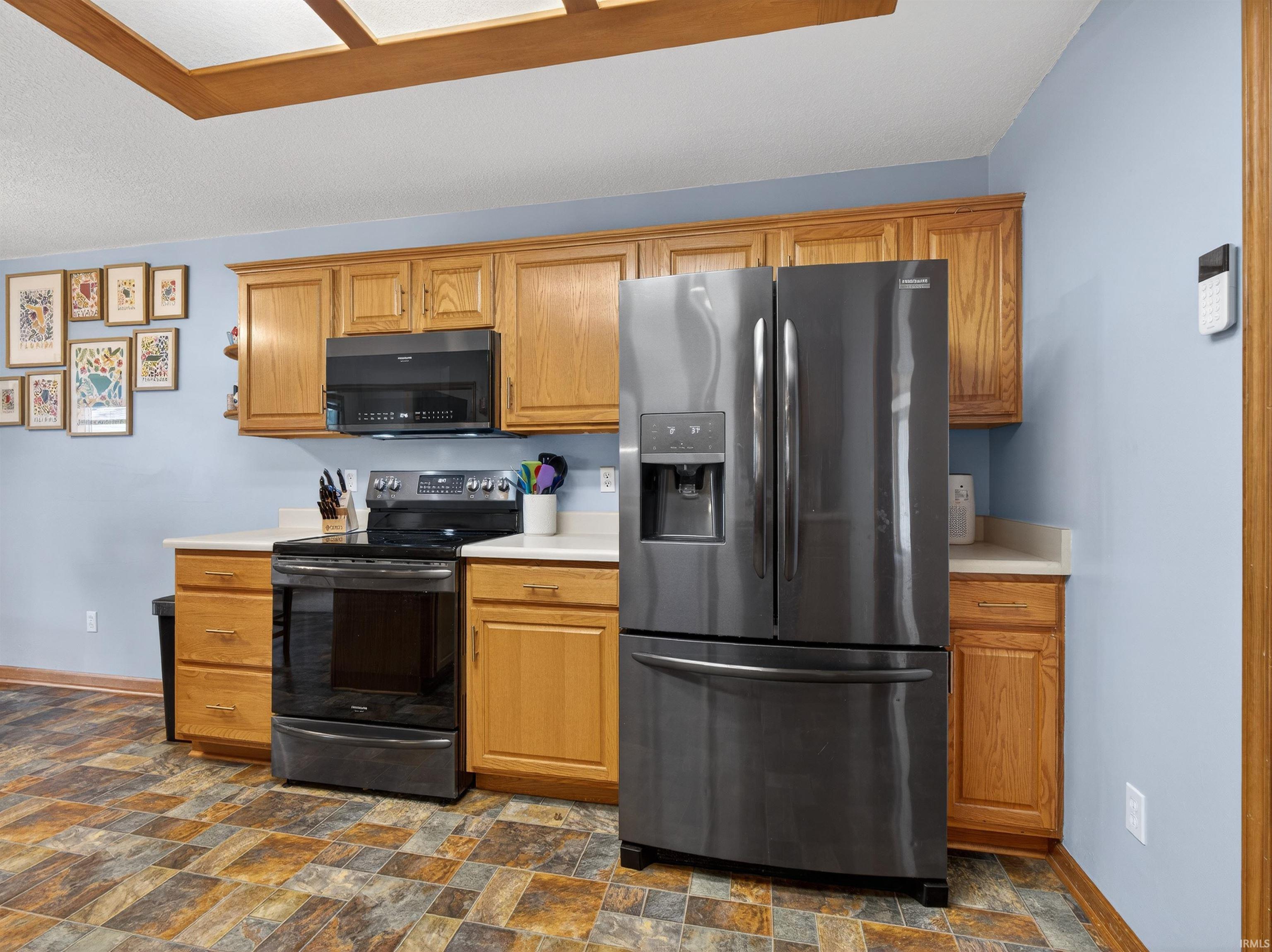 Photo 11 of 11203 Glenbarr Drive