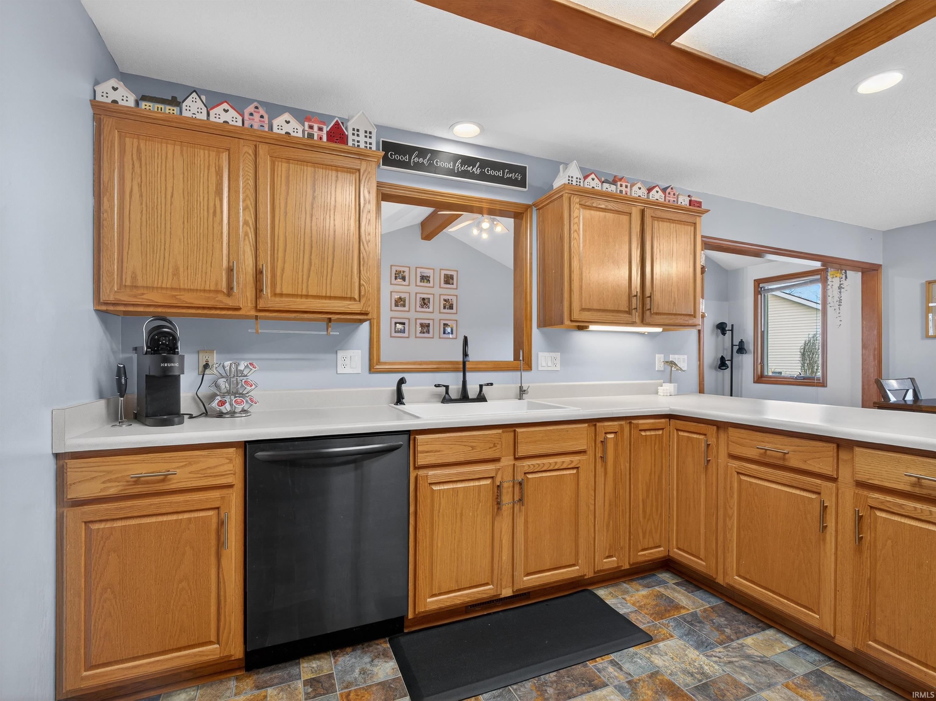 Photo 12 of 11203 Glenbarr Drive