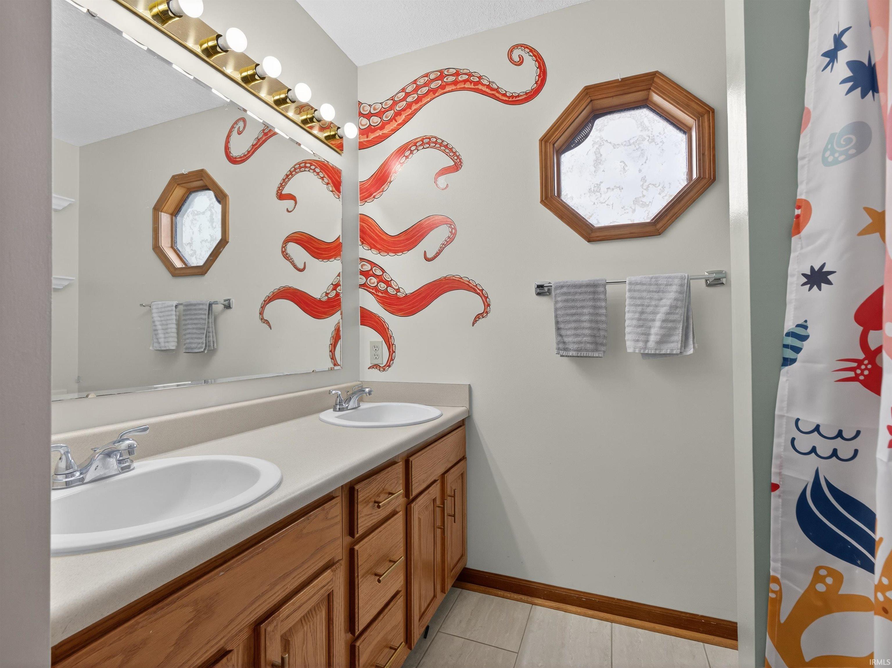 Photo 17 of 11203 Glenbarr Drive