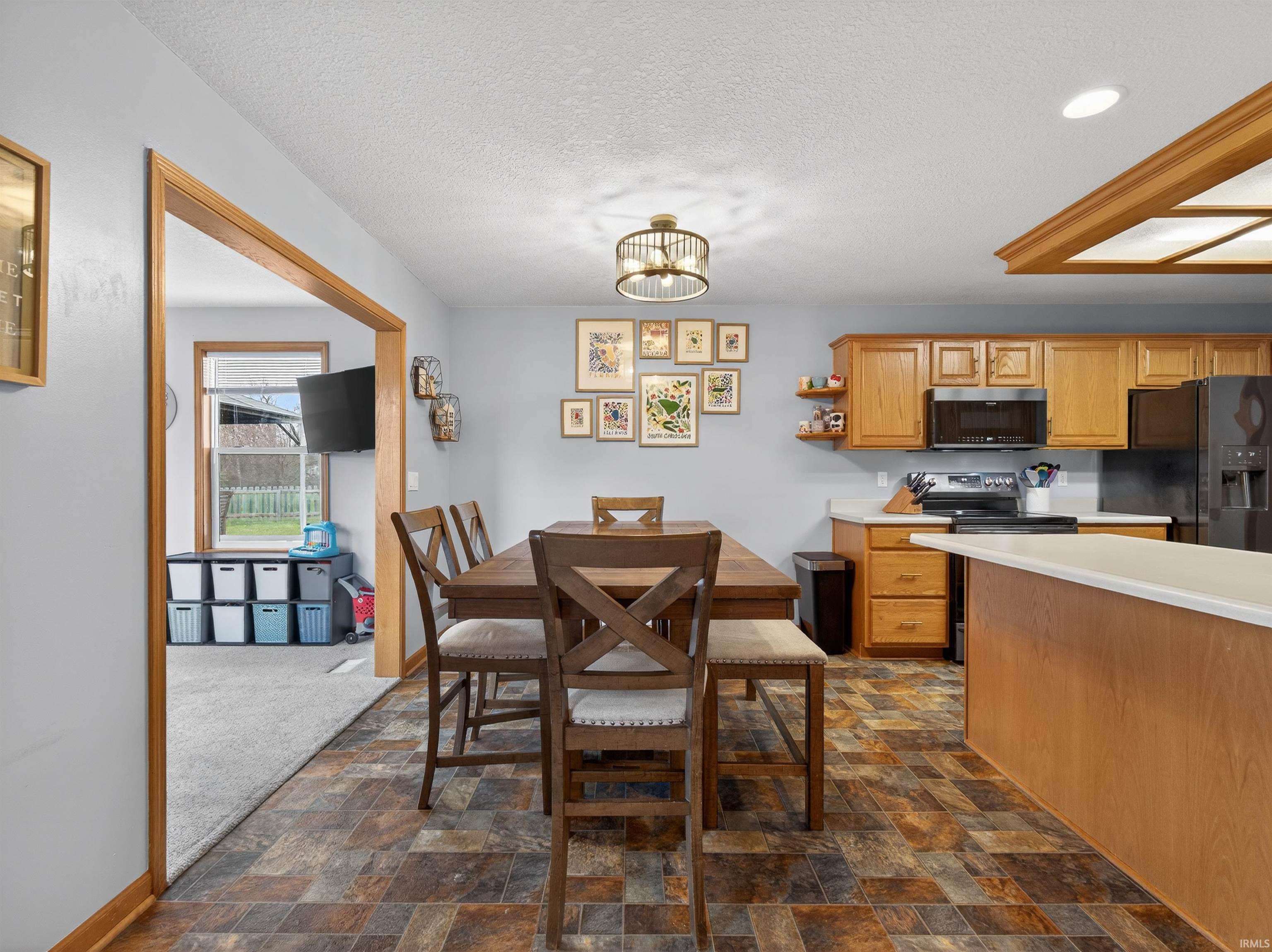 Photo 8 of 11203 Glenbarr Drive