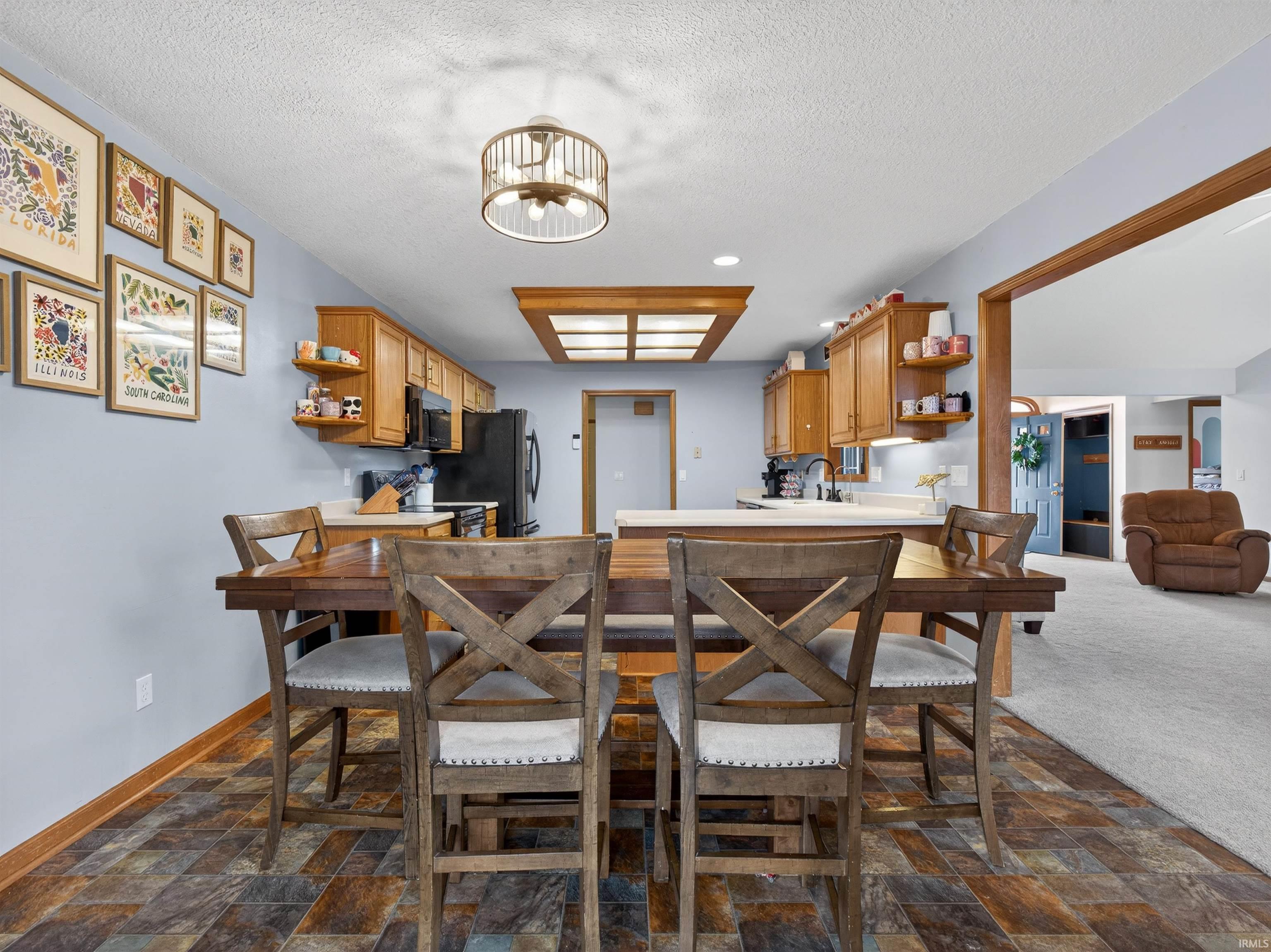 Photo 9 of 11203 Glenbarr Drive