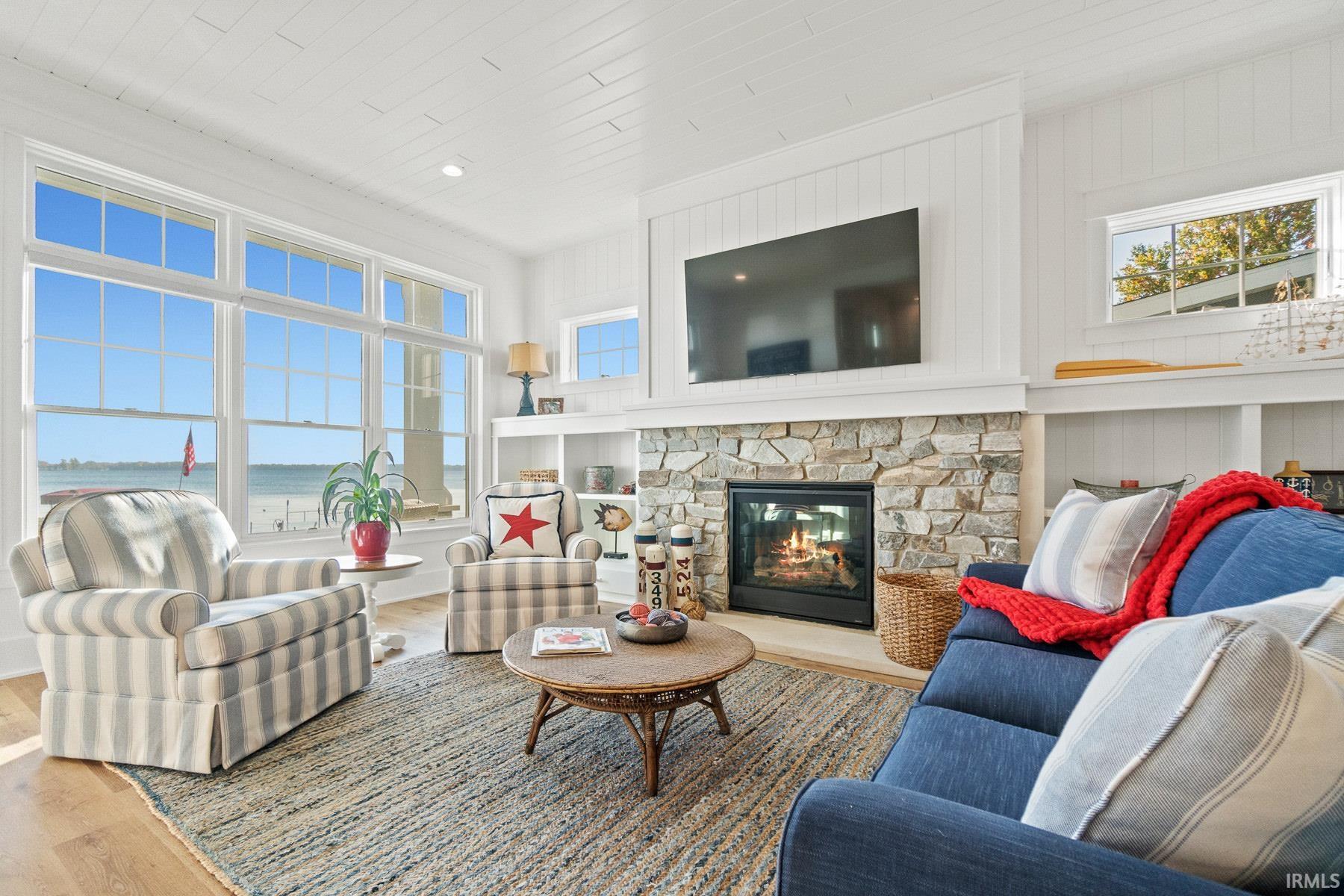 Photo 5 of 11046 N Ideal Beach Drive