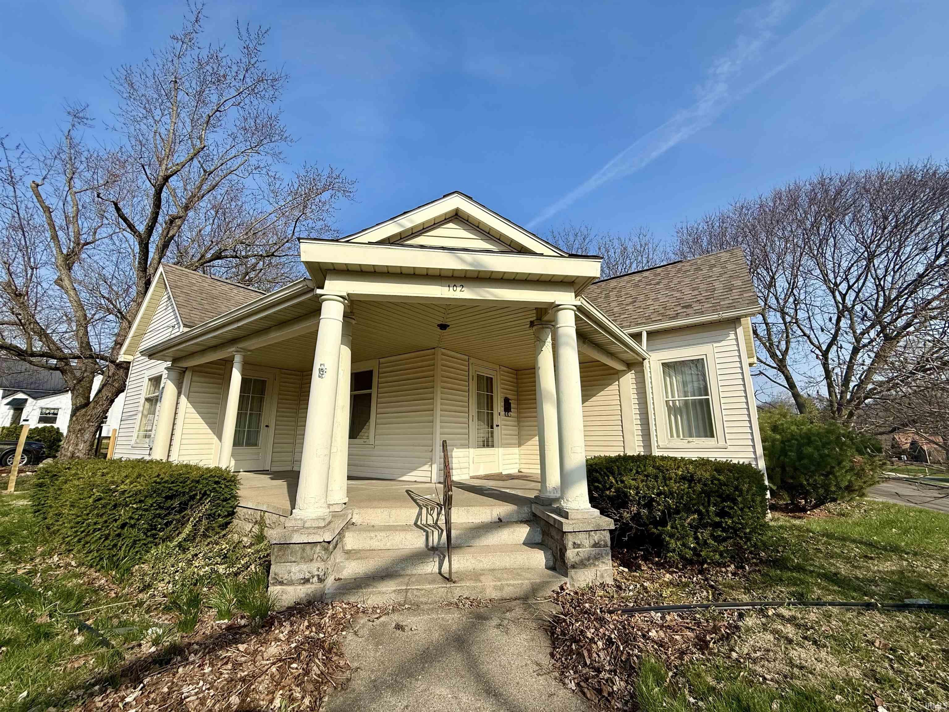 Photo 2 of 102 Stitt Street