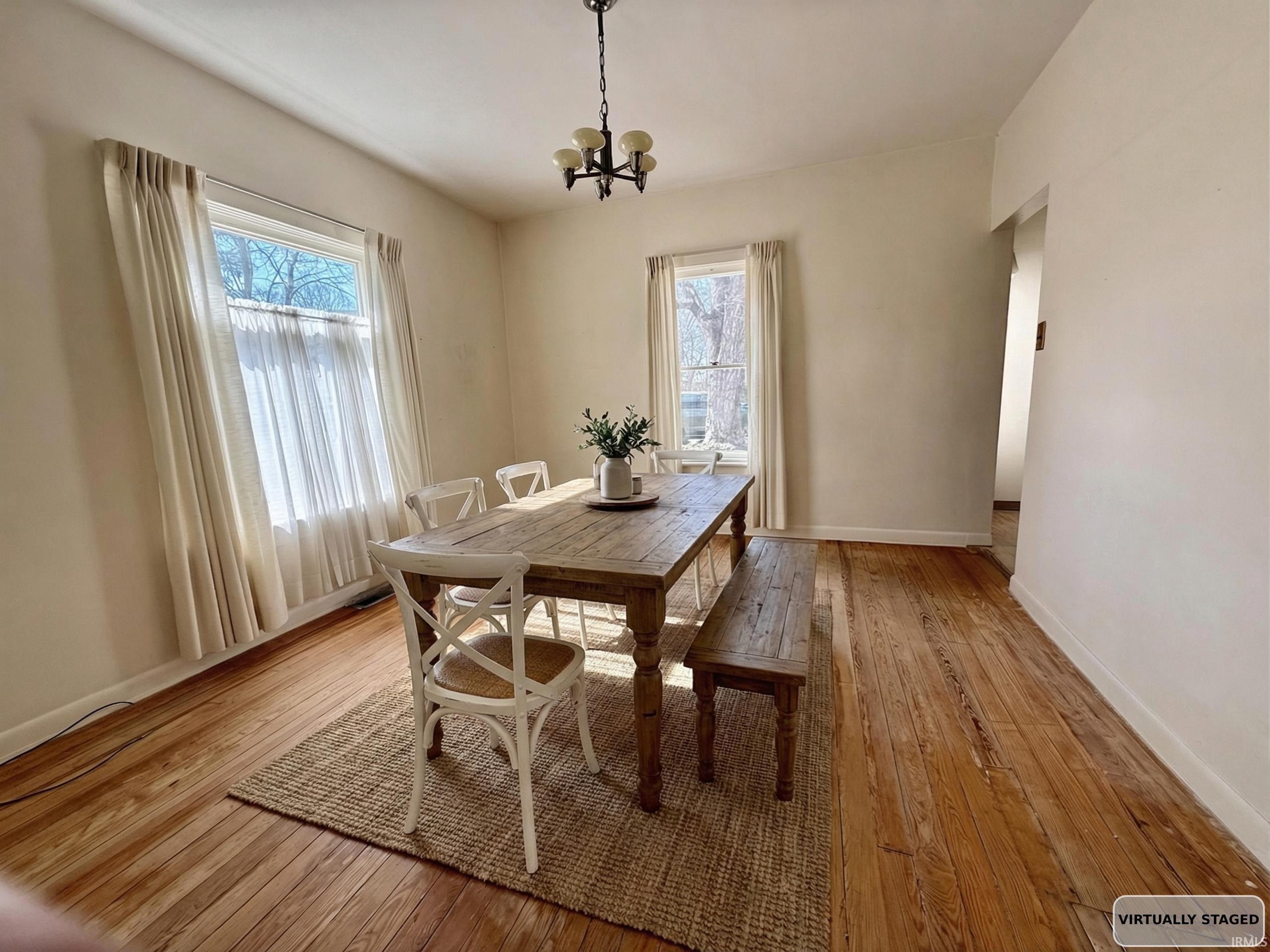 Photo 8 of 102 Stitt Street