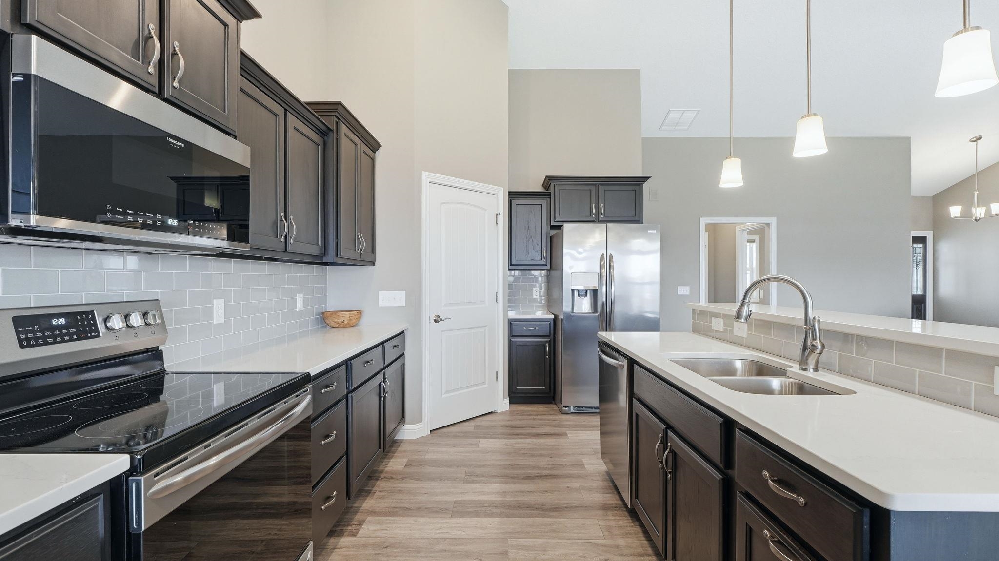 Photo 15 of 13553 Stone Table Boulevard